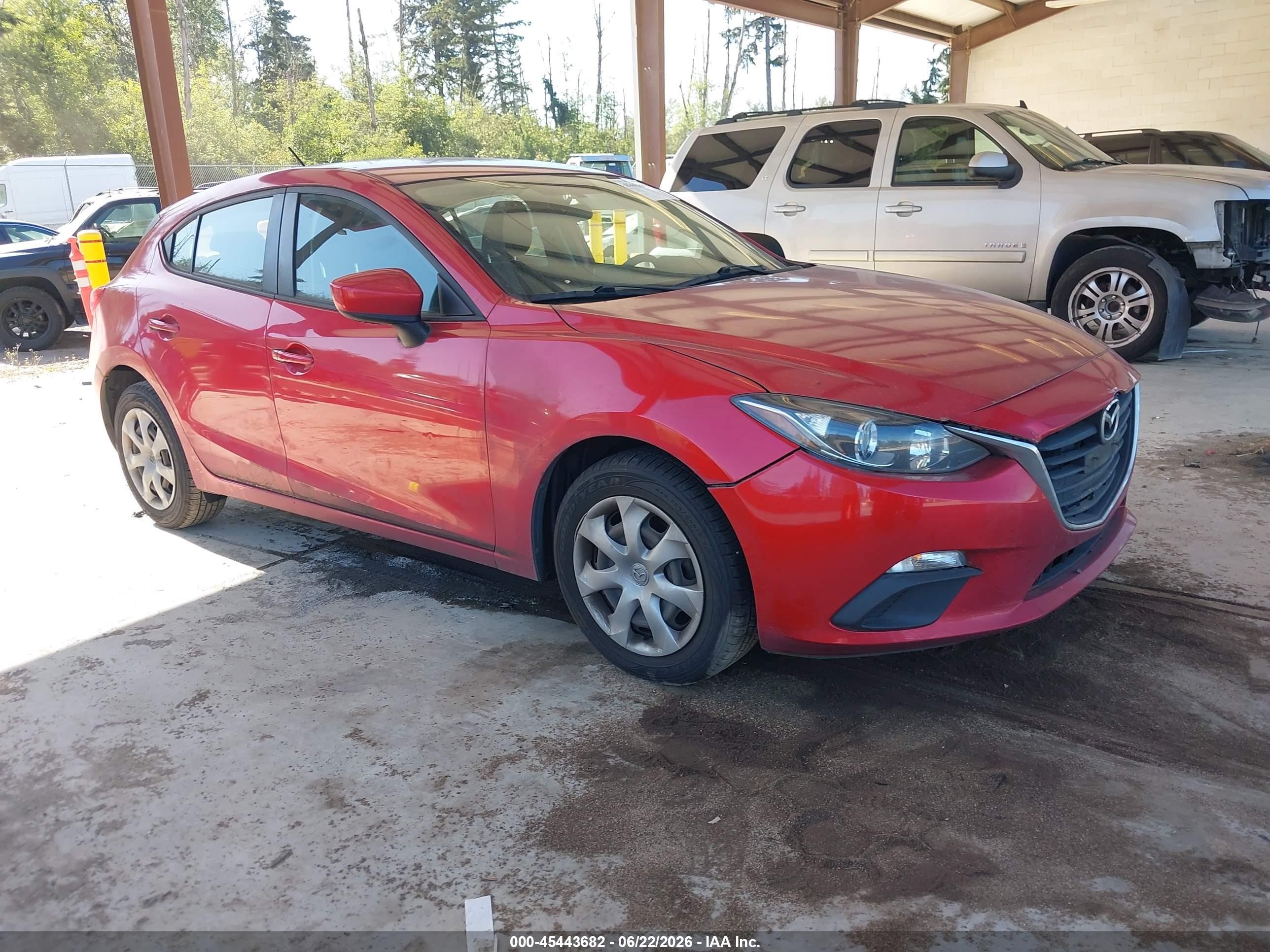 2015 Mazda Mazda3   Red vin: JM1BM1K73F1239302