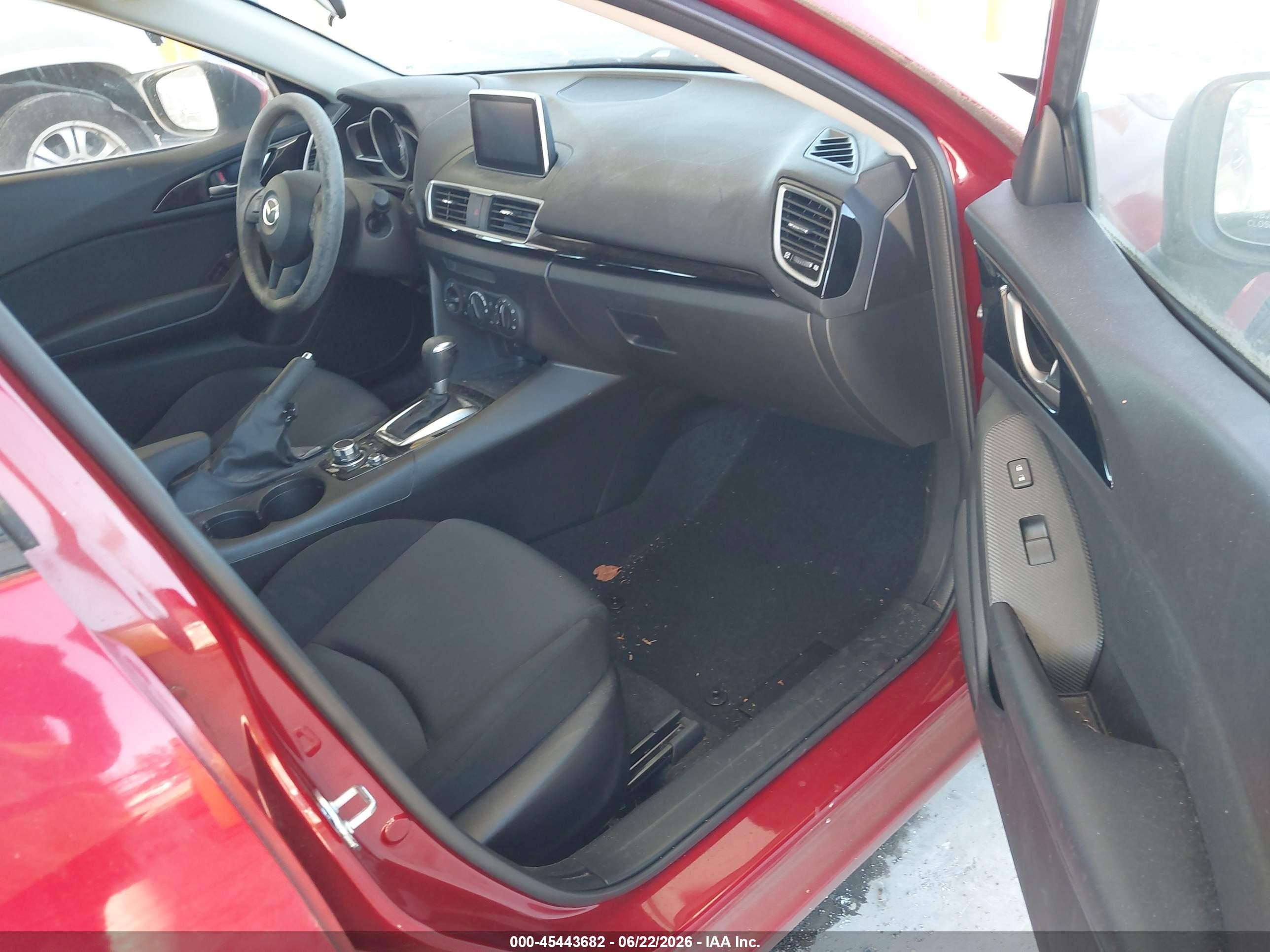 2015 Mazda Mazda3   Красный vin: JM1BM1K73F1239302