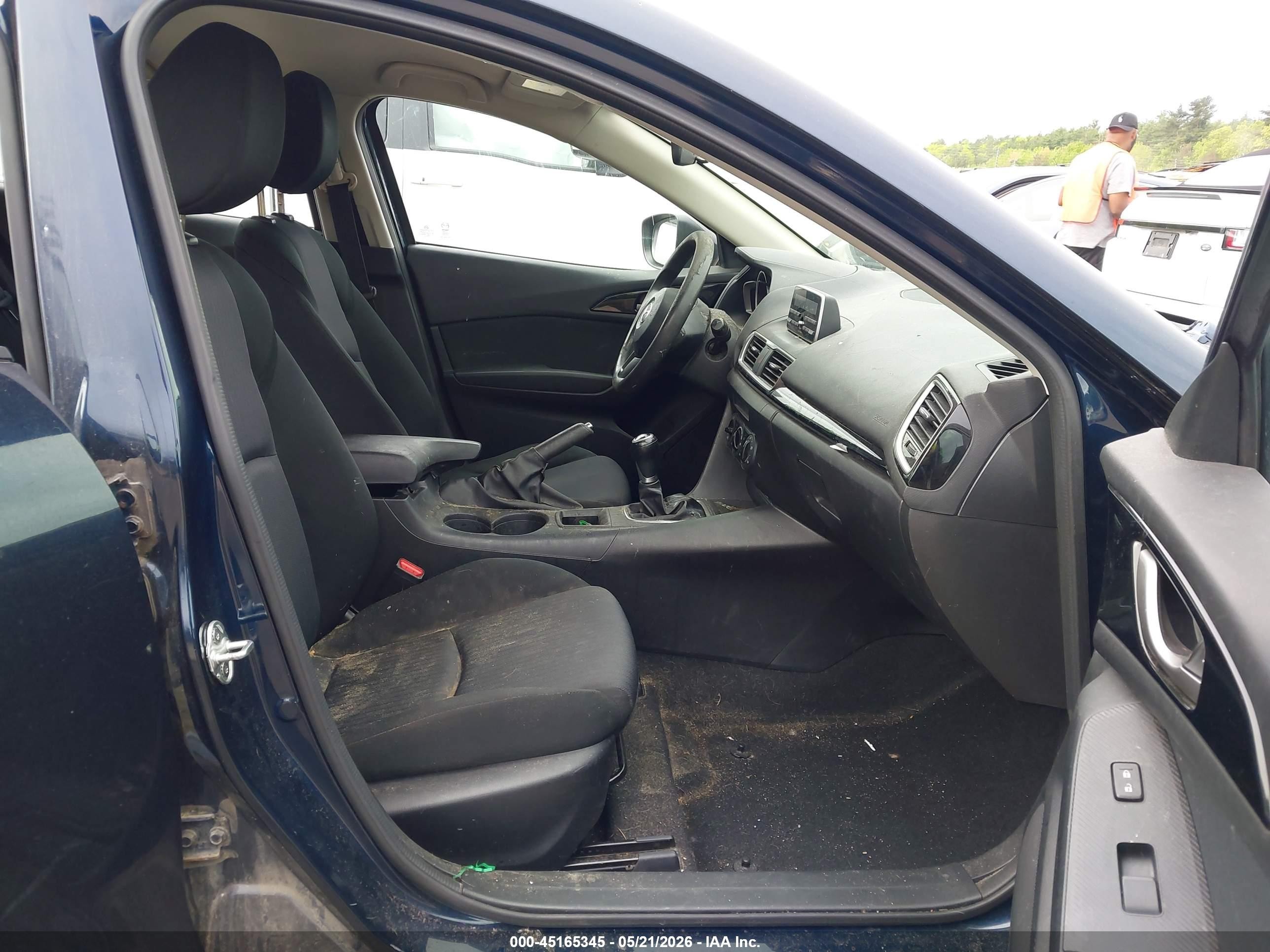 2014 Mazda Mazda3 I Sport Blue vin: JM1BM1K74E1147422