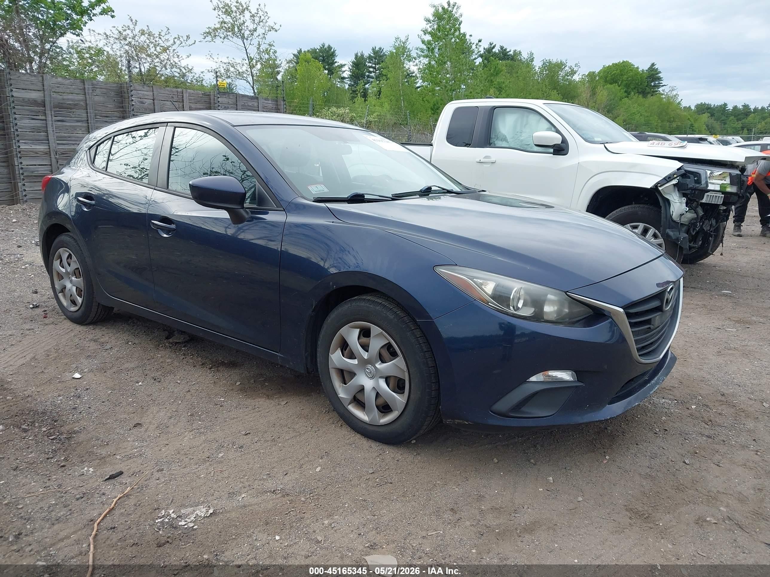 2014 Mazda Mazda3 I Sport Синий vin: JM1BM1K74E1147422