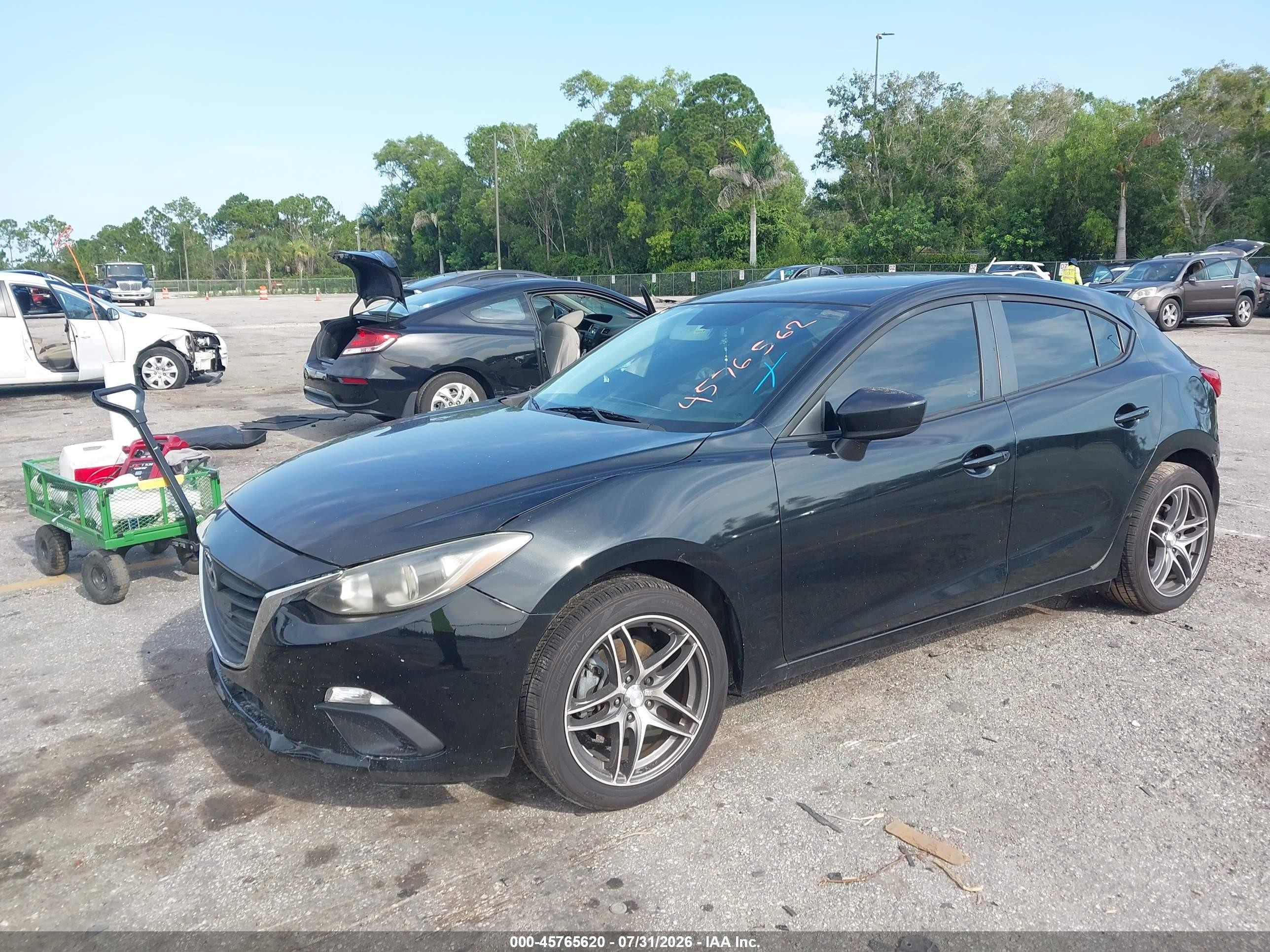 2014 Mazda Mazda3 I Sport Black vin: JM1BM1K75E1208048