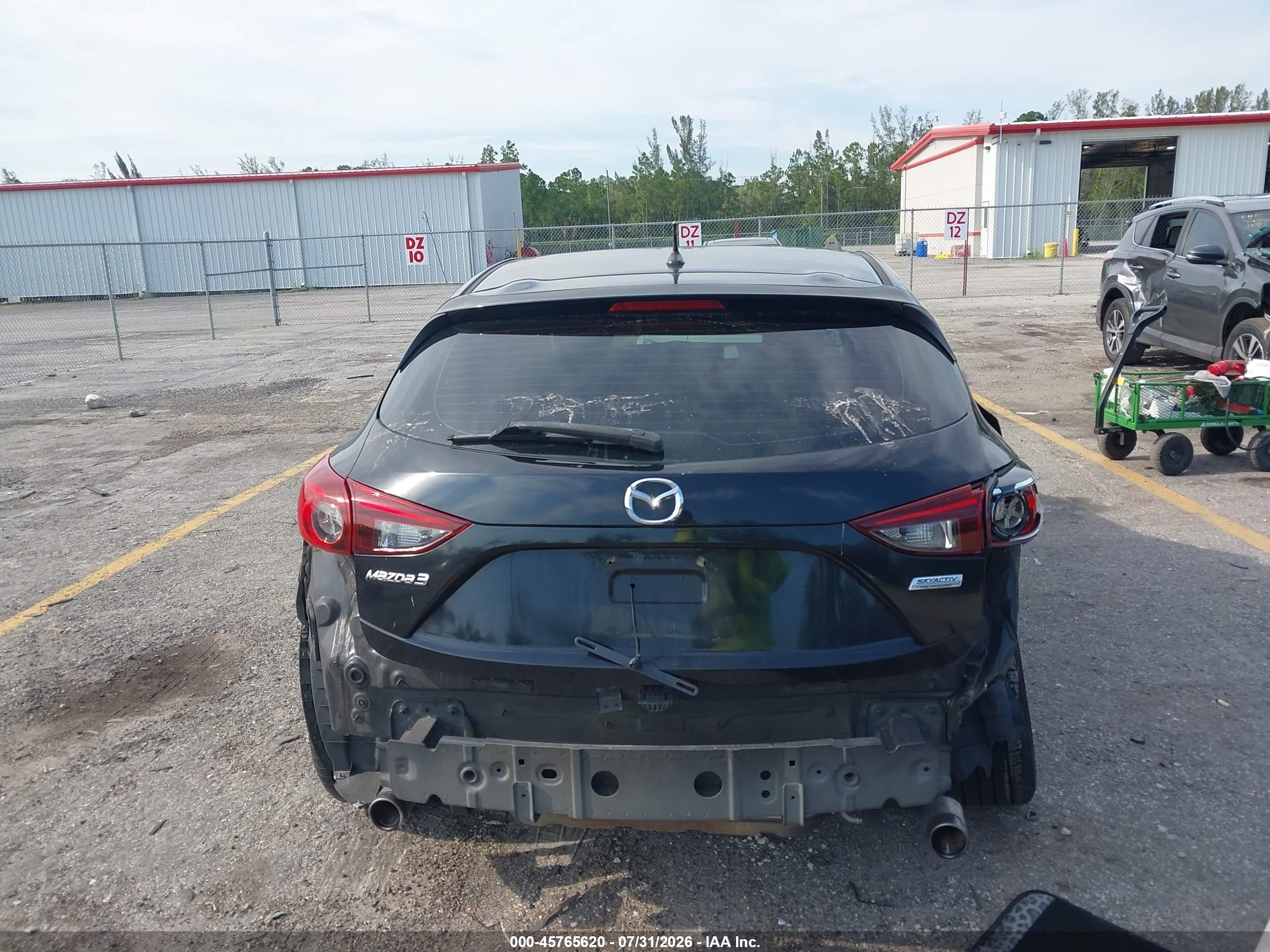 2014 Mazda Mazda3 I Sport Black vin: JM1BM1K75E1208048