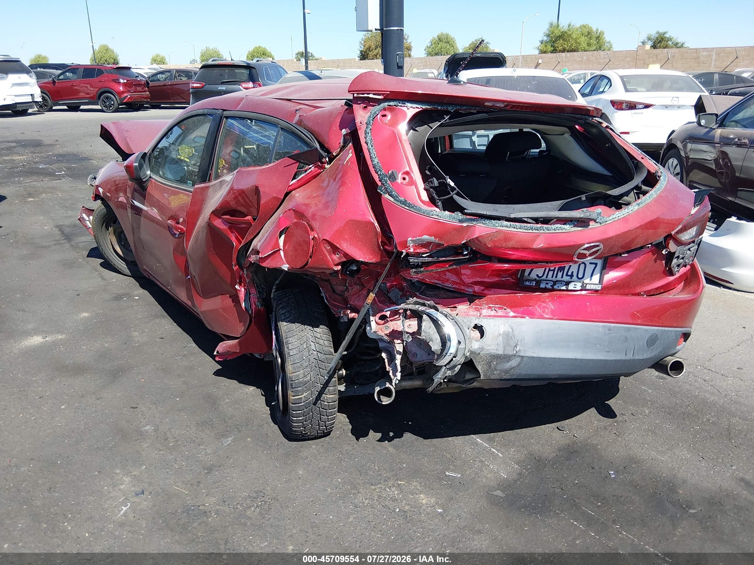 2015 Mazda Mazda3 I Sport Burgundy vin: JM1BM1K75F1224350