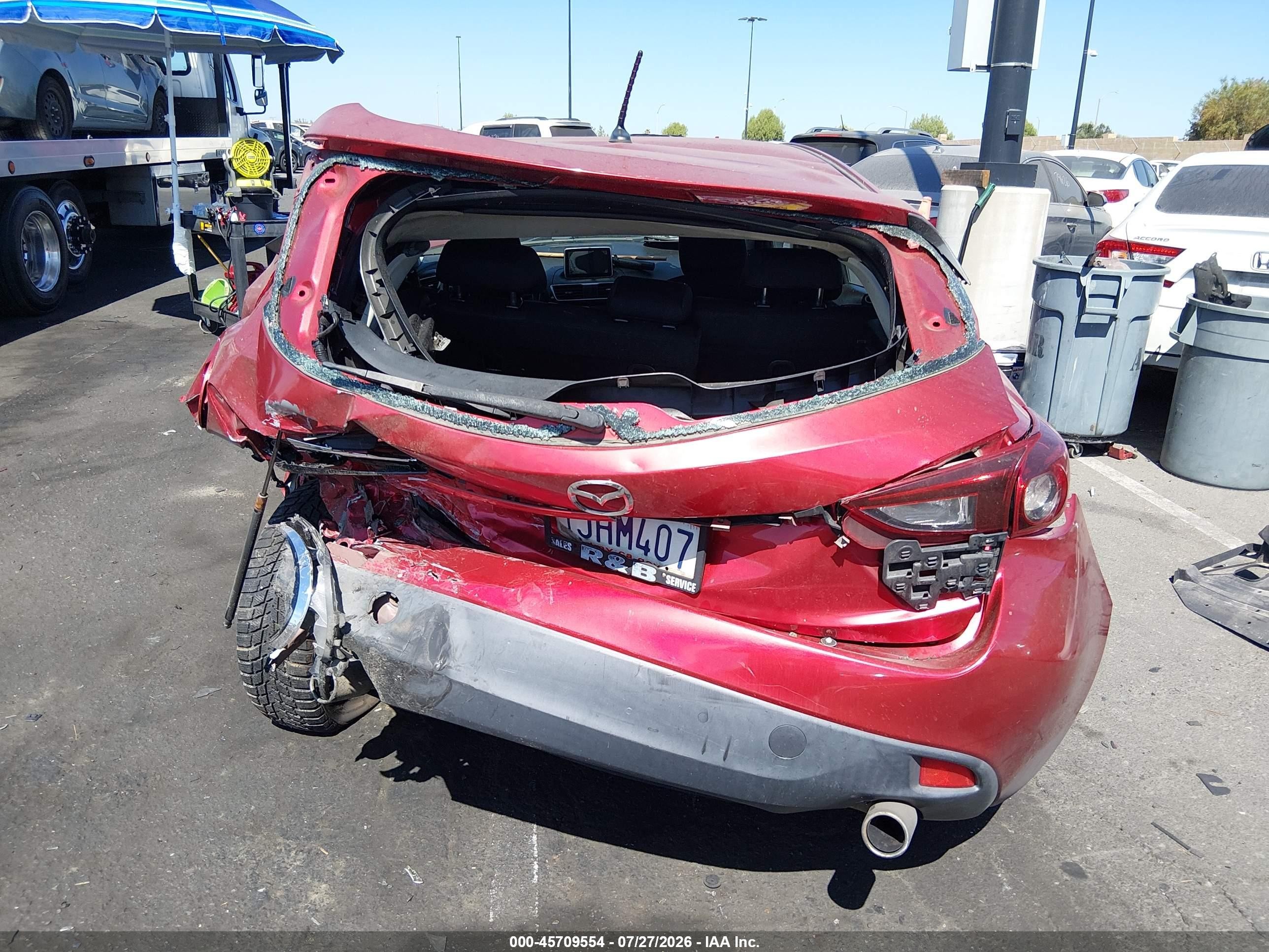 2015 Mazda Mazda3 I Sport Burgundy vin: JM1BM1K75F1224350