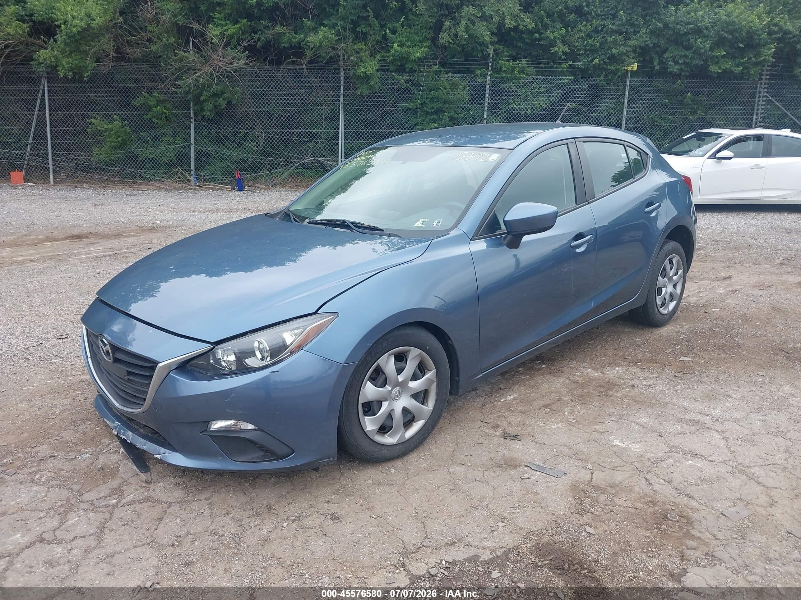 2014 Mazda Mazda3   Light Blue vin: JM1BM1K76E1133926