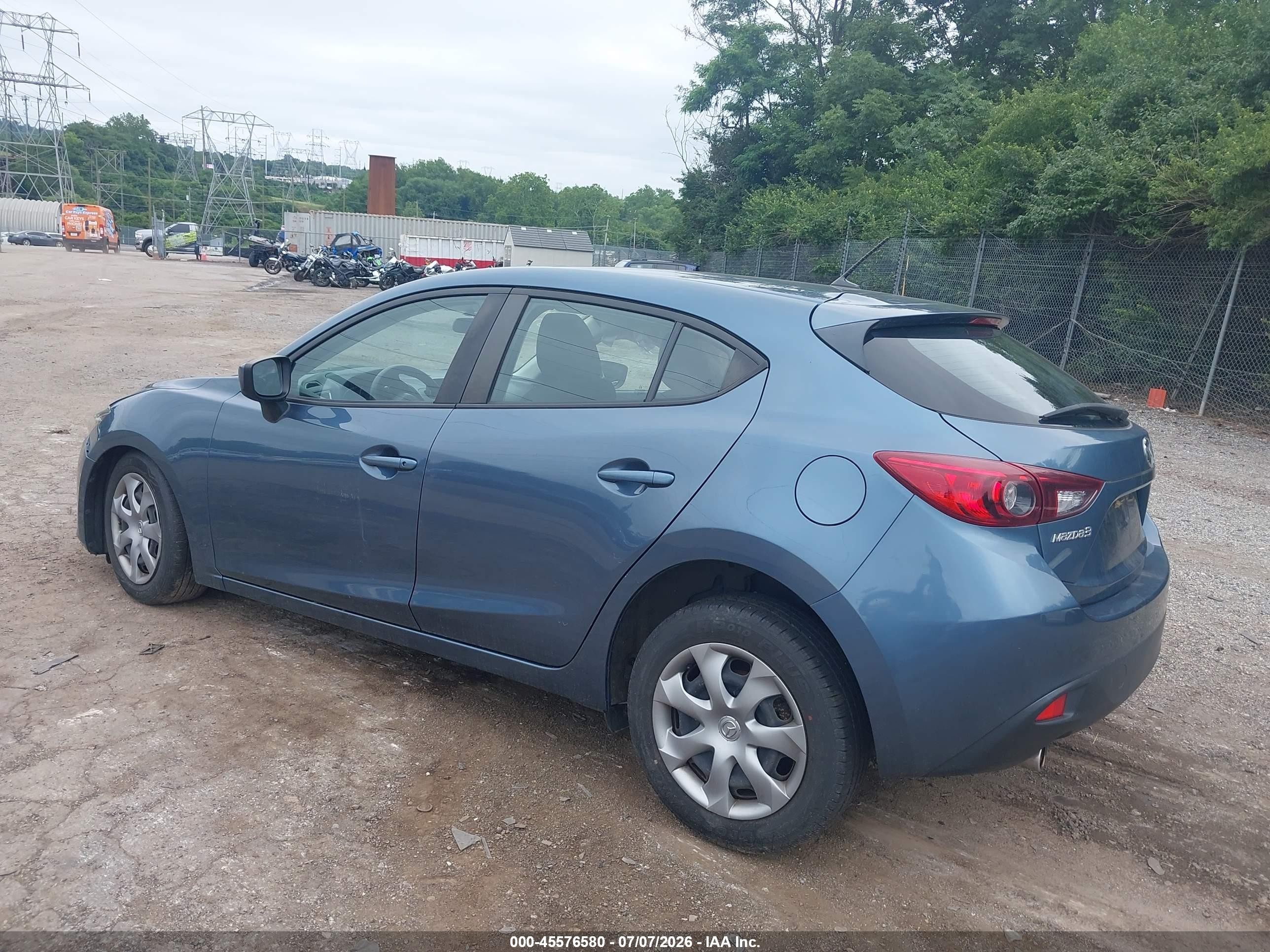 2014 Mazda Mazda3   Light Blue vin: JM1BM1K76E1133926