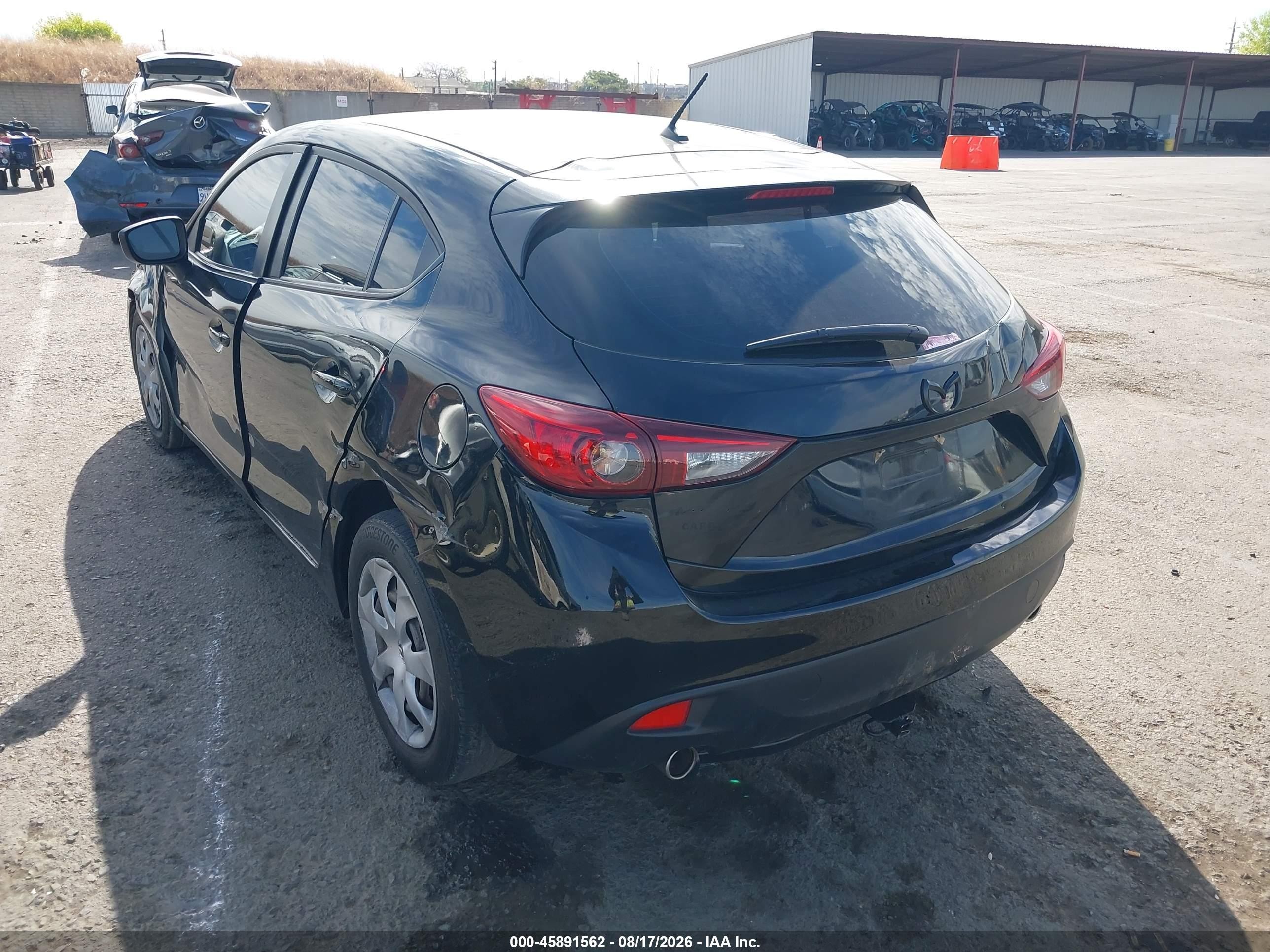 2015 Mazda Mazda3 I Sport Черный vin: JM1BM1K77F1258631