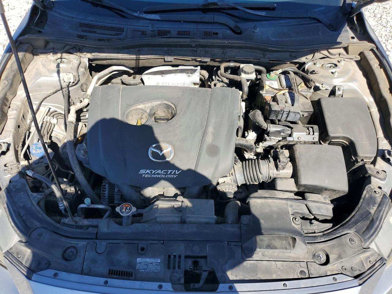 2014 Mazda 3 Sport Silver vin: JM1BM1K79E1200180
