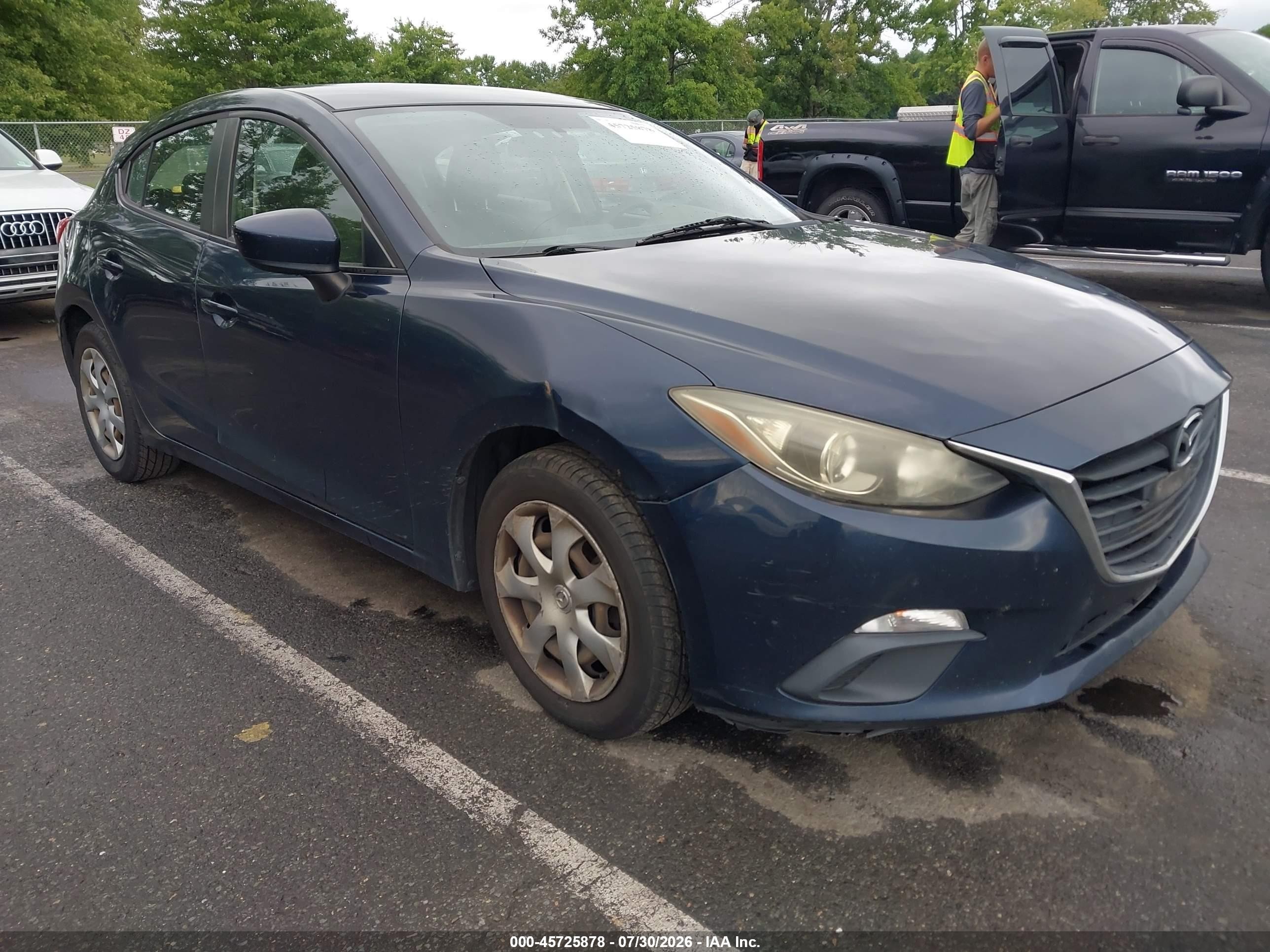 2014 Mazda Mazda3 I Sport Синий vin: JM1BM1K7XE1124114