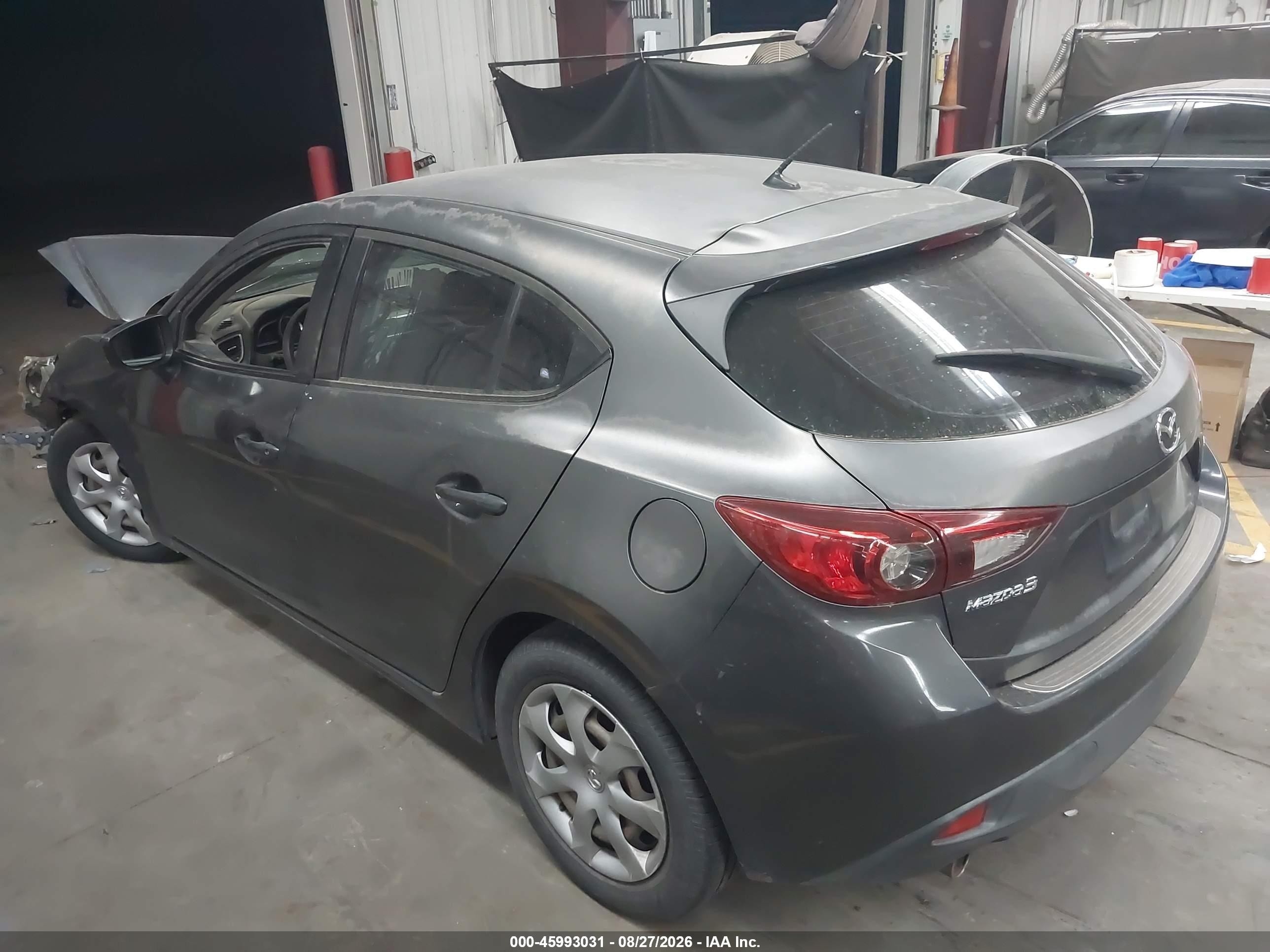 2014 Mazda Mazda3 I Sport Gray vin: JM1BM1K7XE1208739