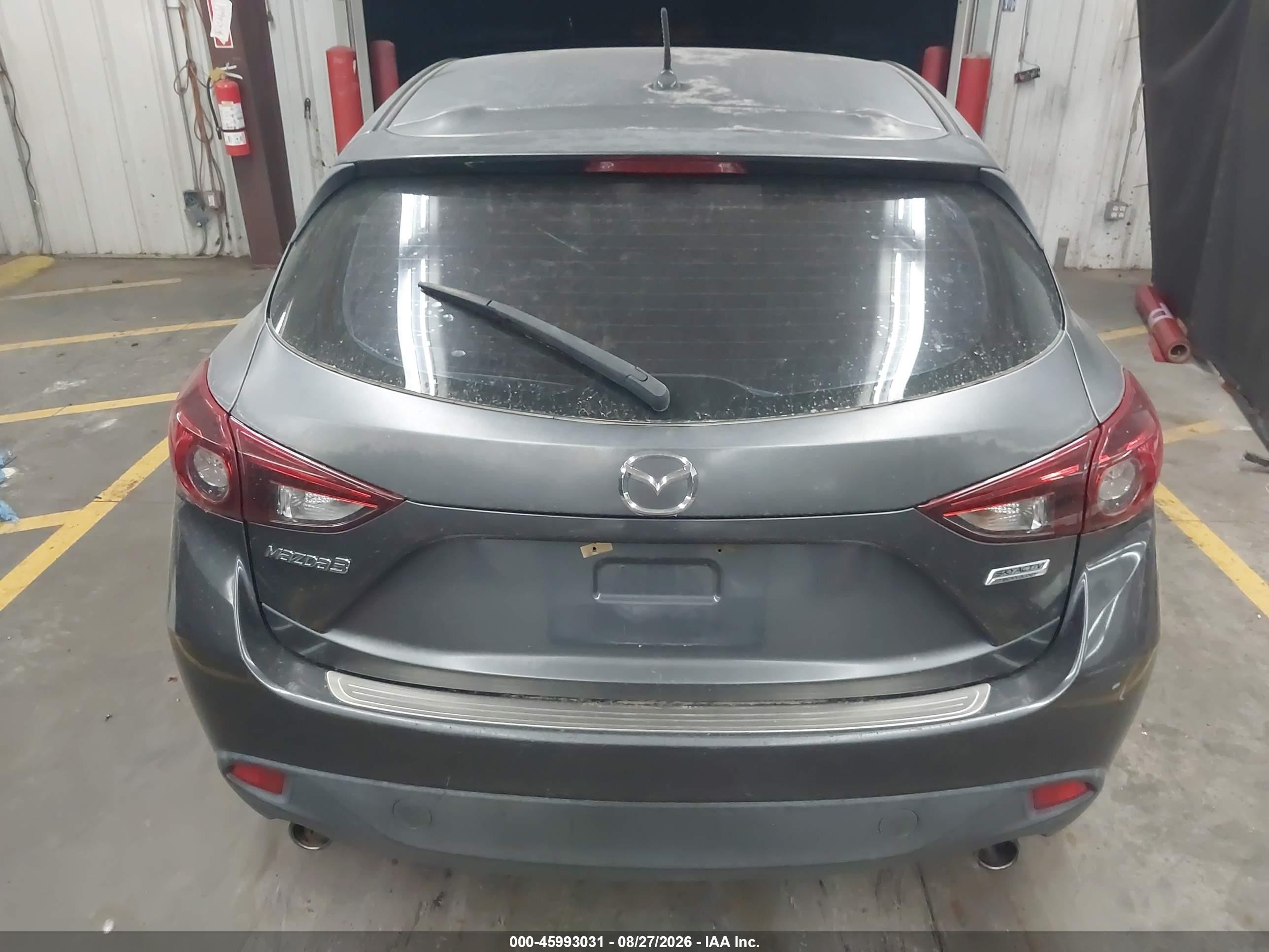 2014 Mazda Mazda3 I Sport Gray vin: JM1BM1K7XE1208739