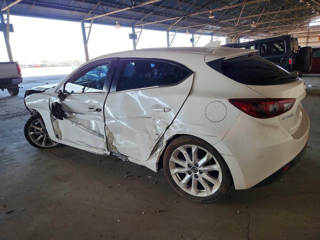 2014 Mazda 3 Touring Белый vin: JM1BM1L31E1136289