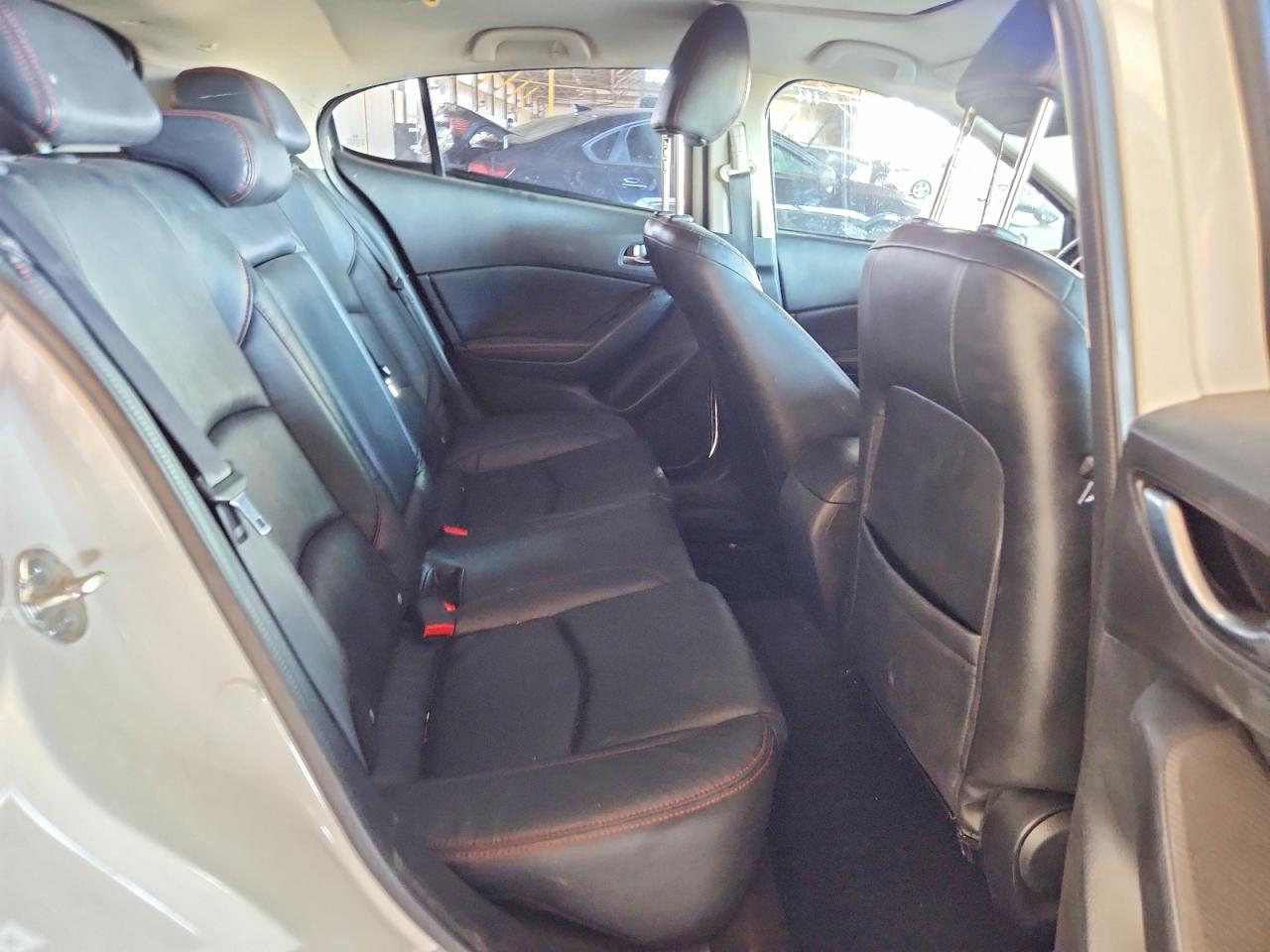 2014 Mazda 3 Touring Белый vin: JM1BM1L31E1136289