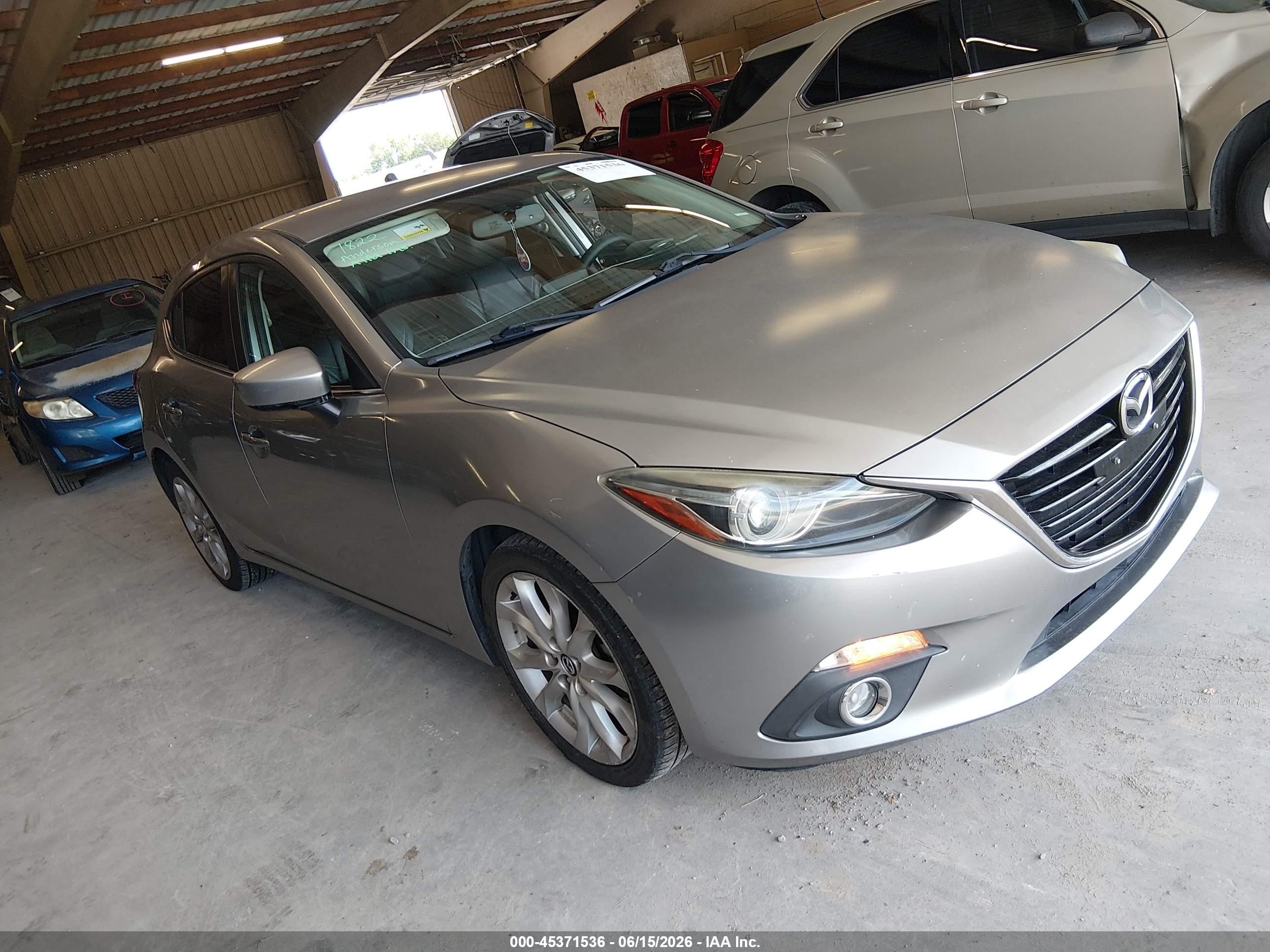 2014 Mazda Mazda3 S Touring Silver vin: JM1BM1L31E1177120