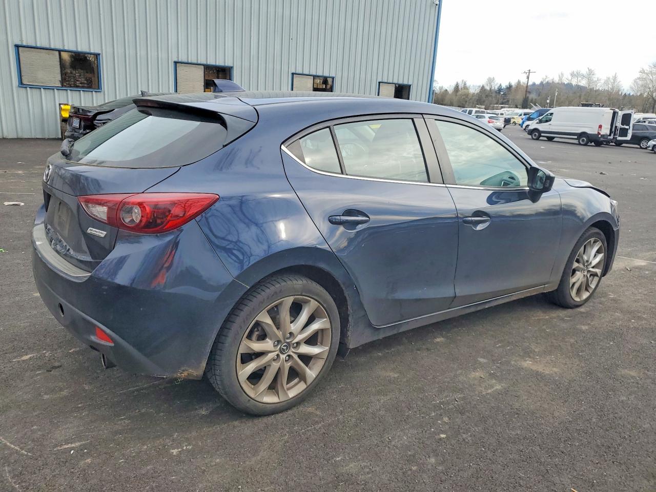 2014 Mazda 3 Touring Blue vin: JM1BM1L32E1165882