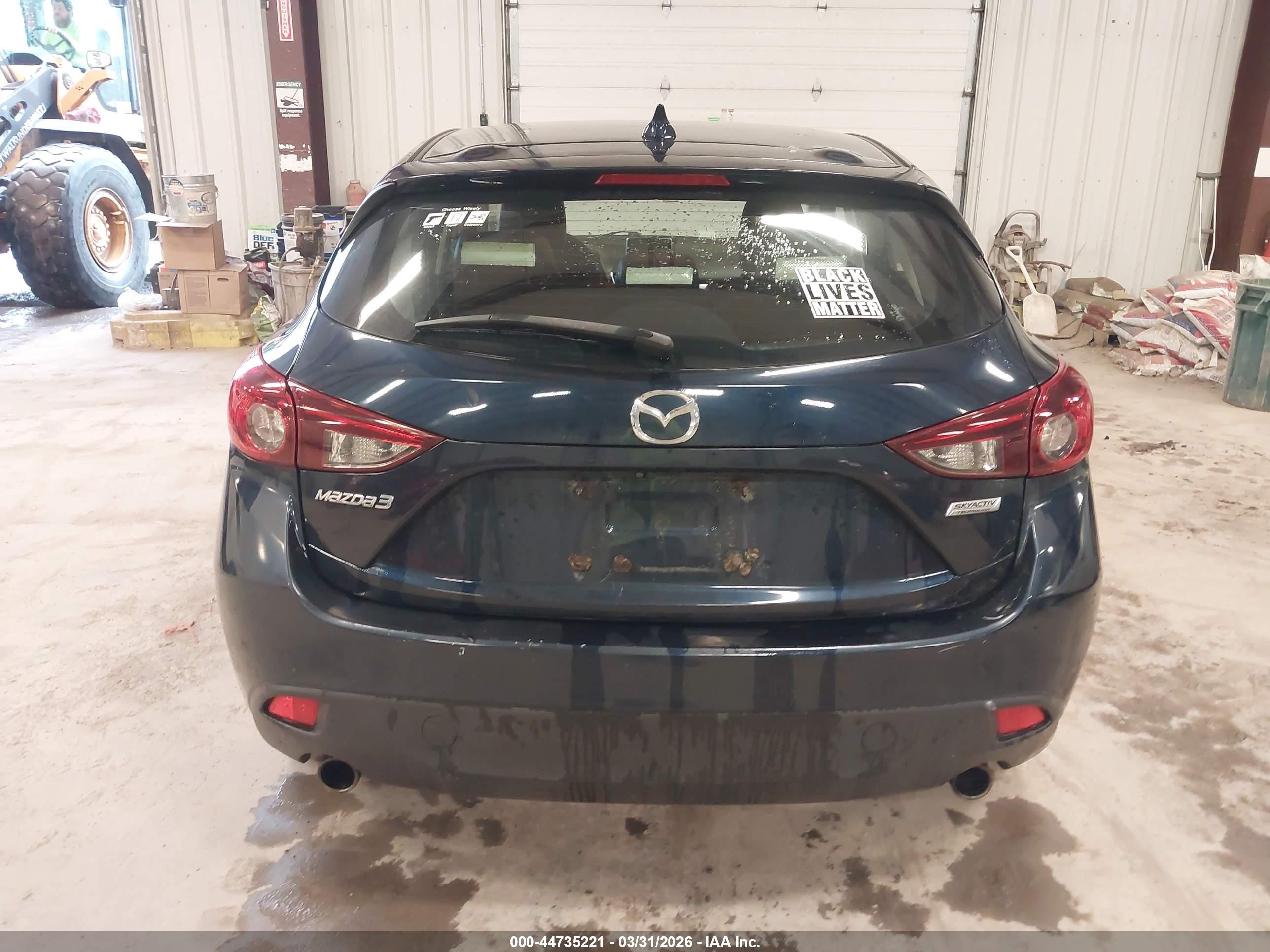 2015 Mazda Mazda3 S Touring Blue vin: JM1BM1L32F1237455