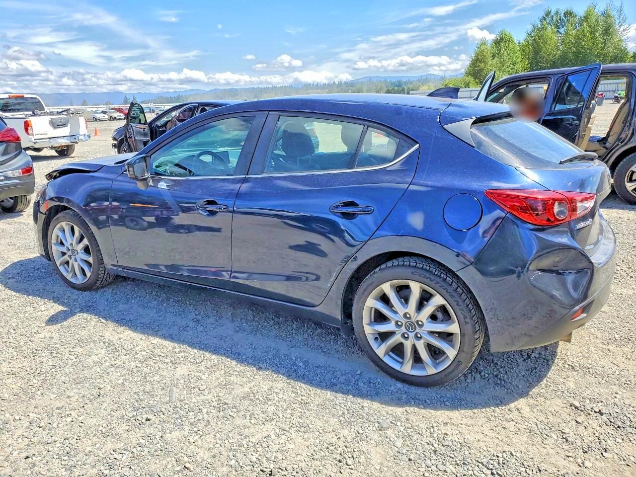 2014 Mazda 3 Touring Blue vin: JM1BM1L36E1136692
