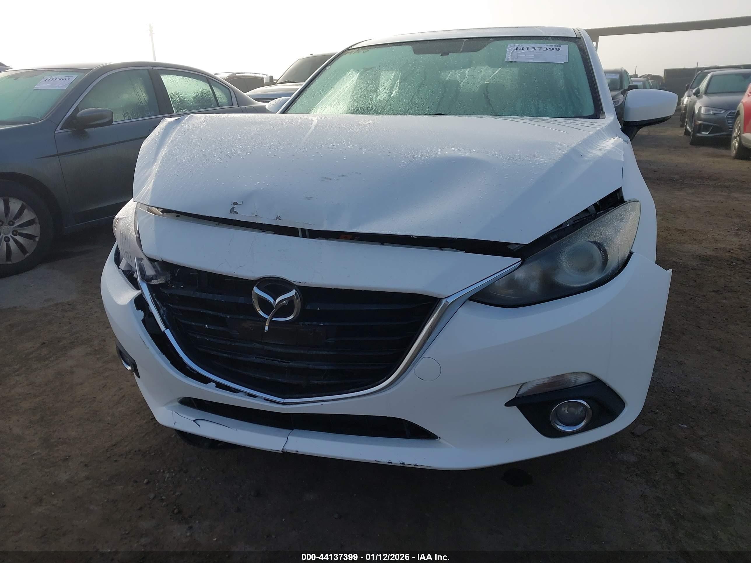 2015 Mazda Mazda3 S Touring White vin: JM1BM1L38F1270718