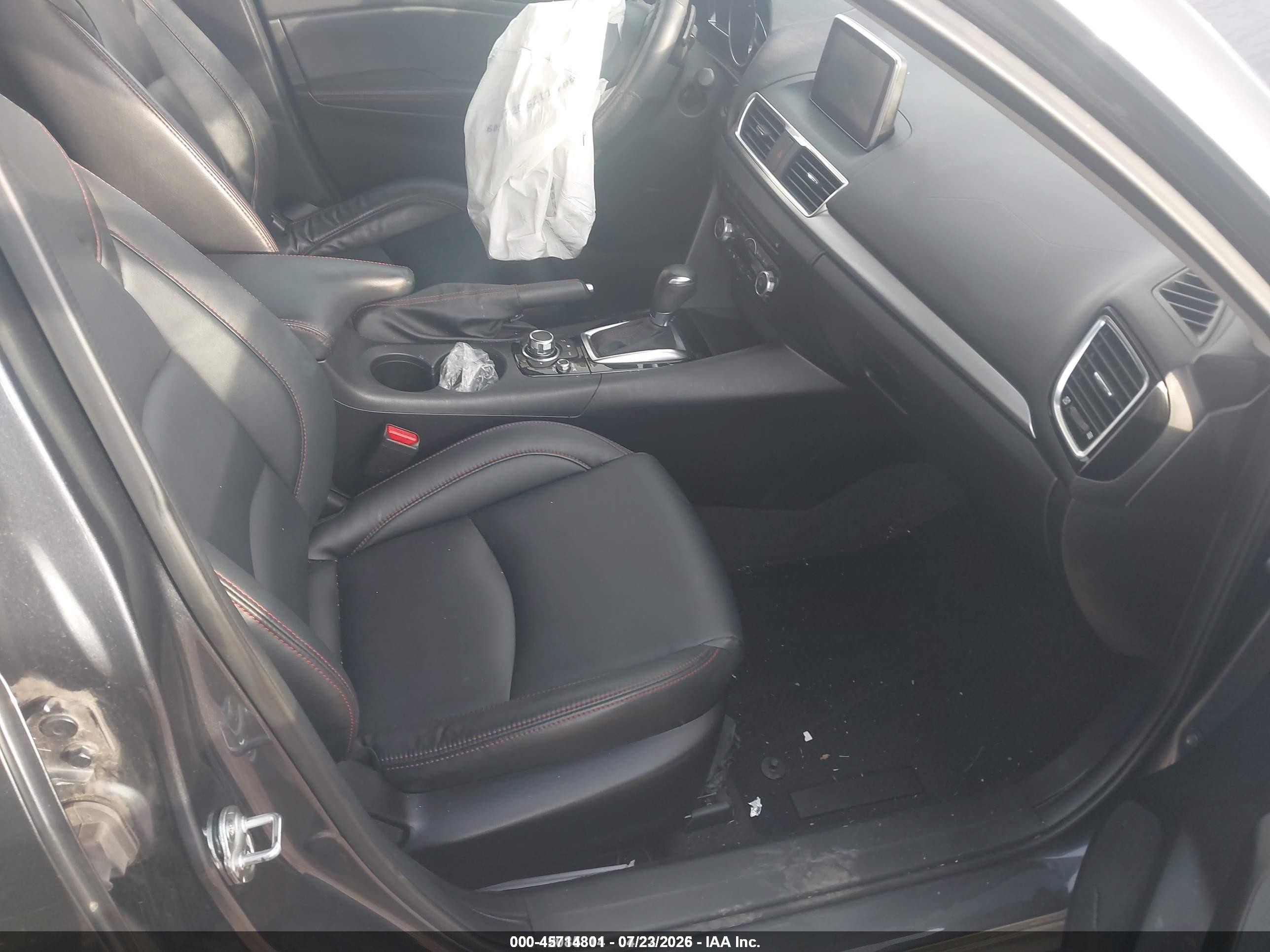 2015 Mazda Mazda3 S Touring Gray vin: JM1BM1L3XF1238482