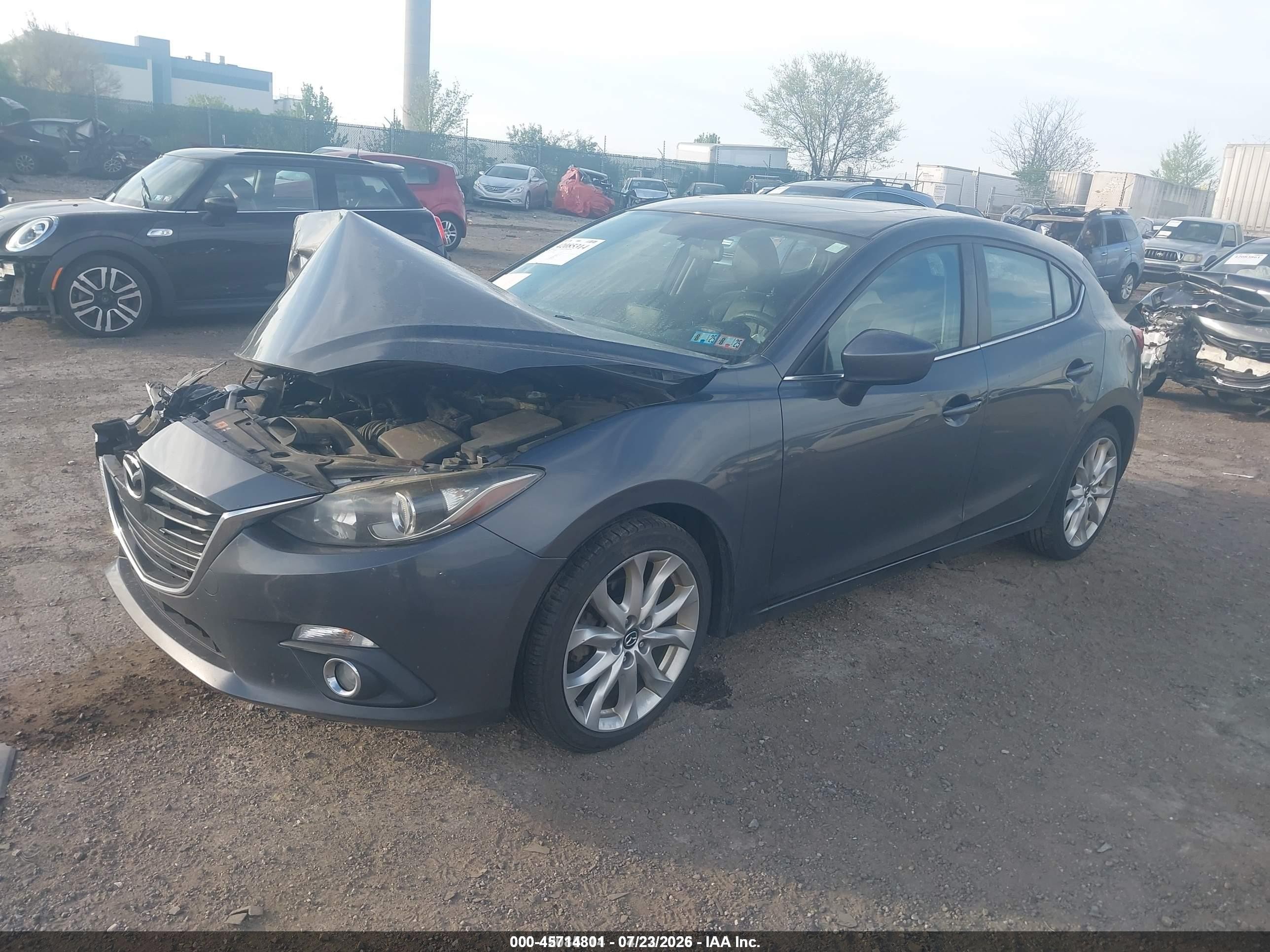 2015 Mazda Mazda3 S Touring Gray vin: JM1BM1L3XF1238482