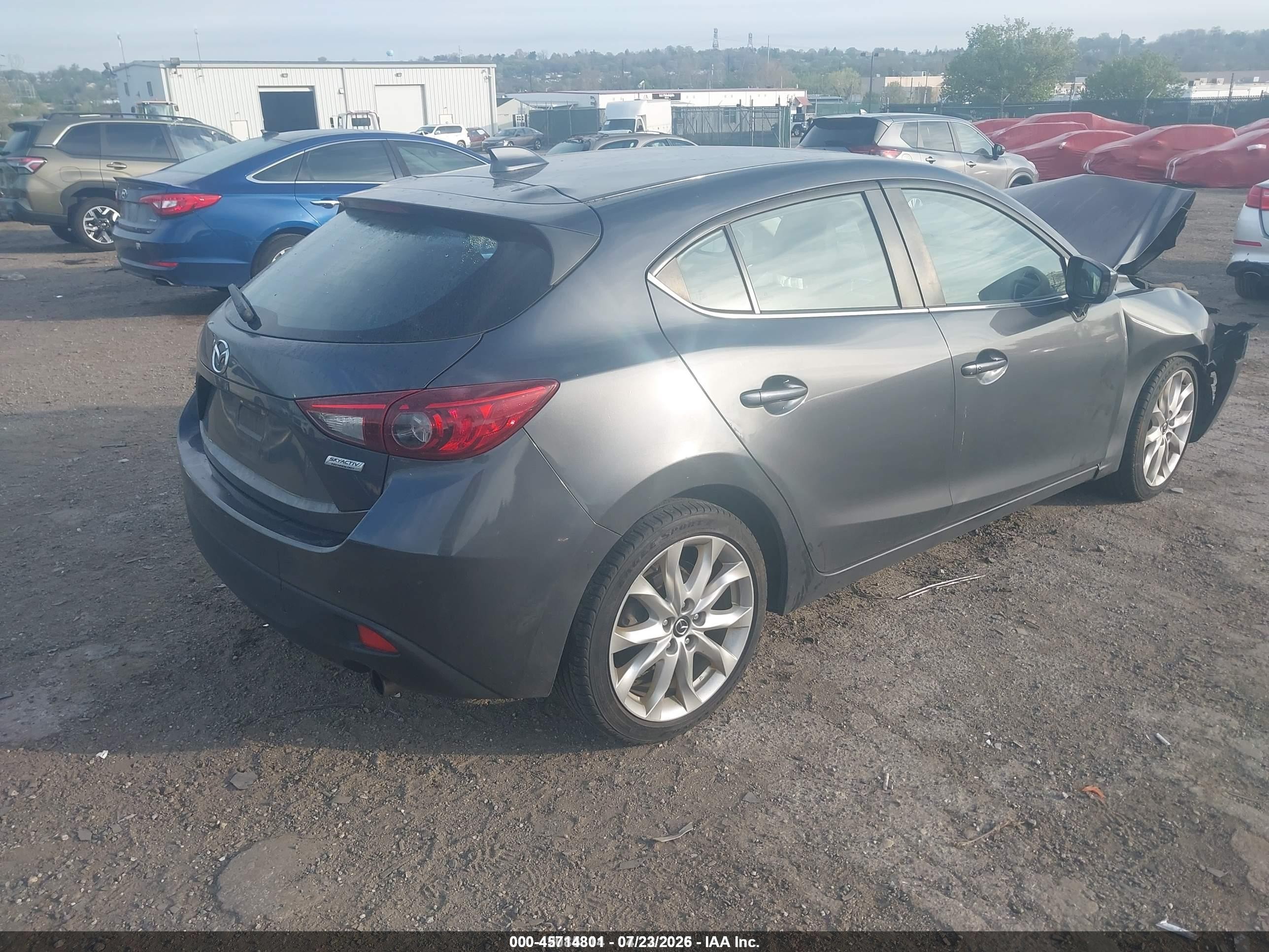 2015 Mazda Mazda3 S Touring Gray vin: JM1BM1L3XF1238482