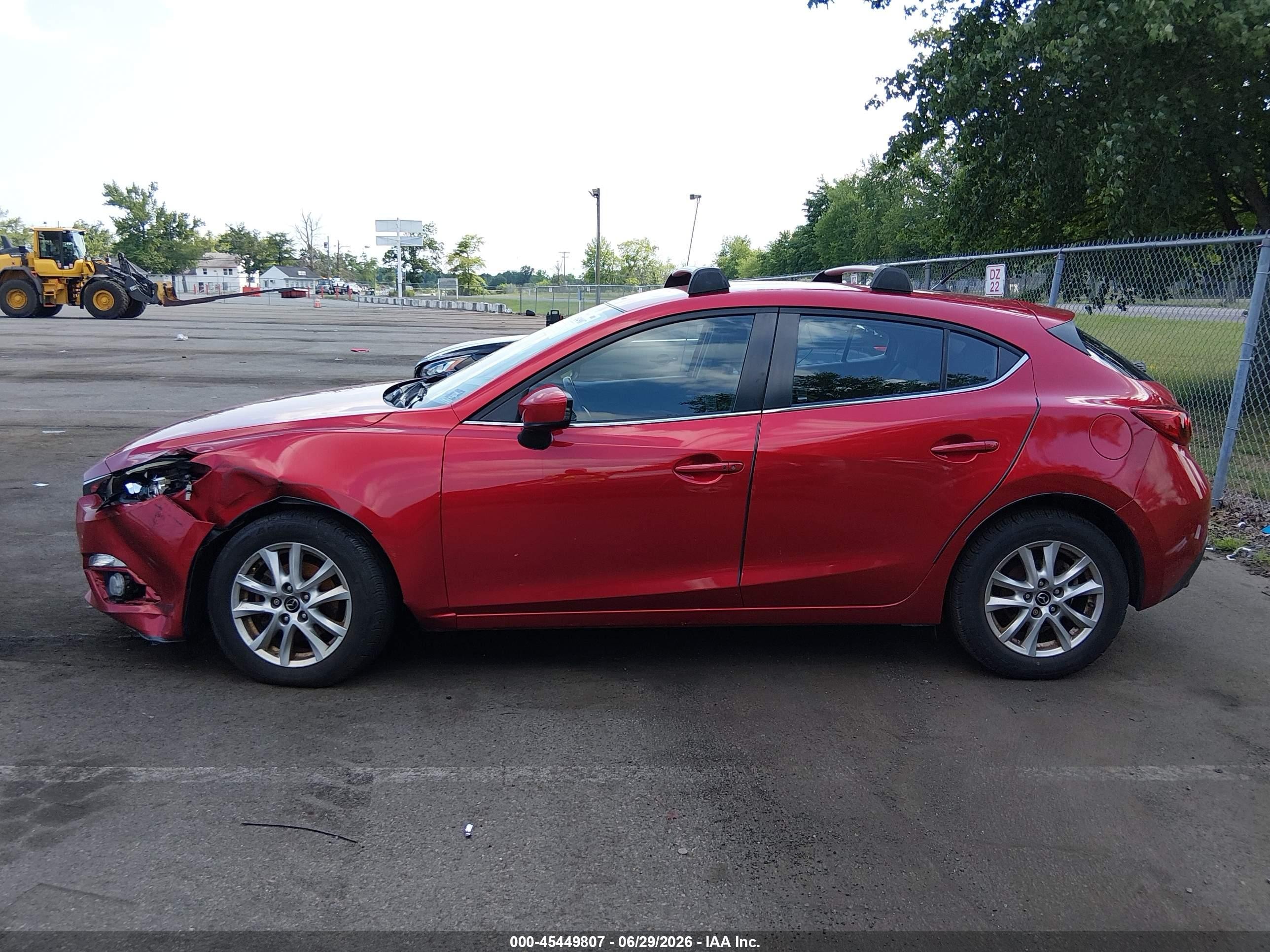 2014 Mazda Mazda3 I Touring Красный vin: JM1BM1L70E1135962
