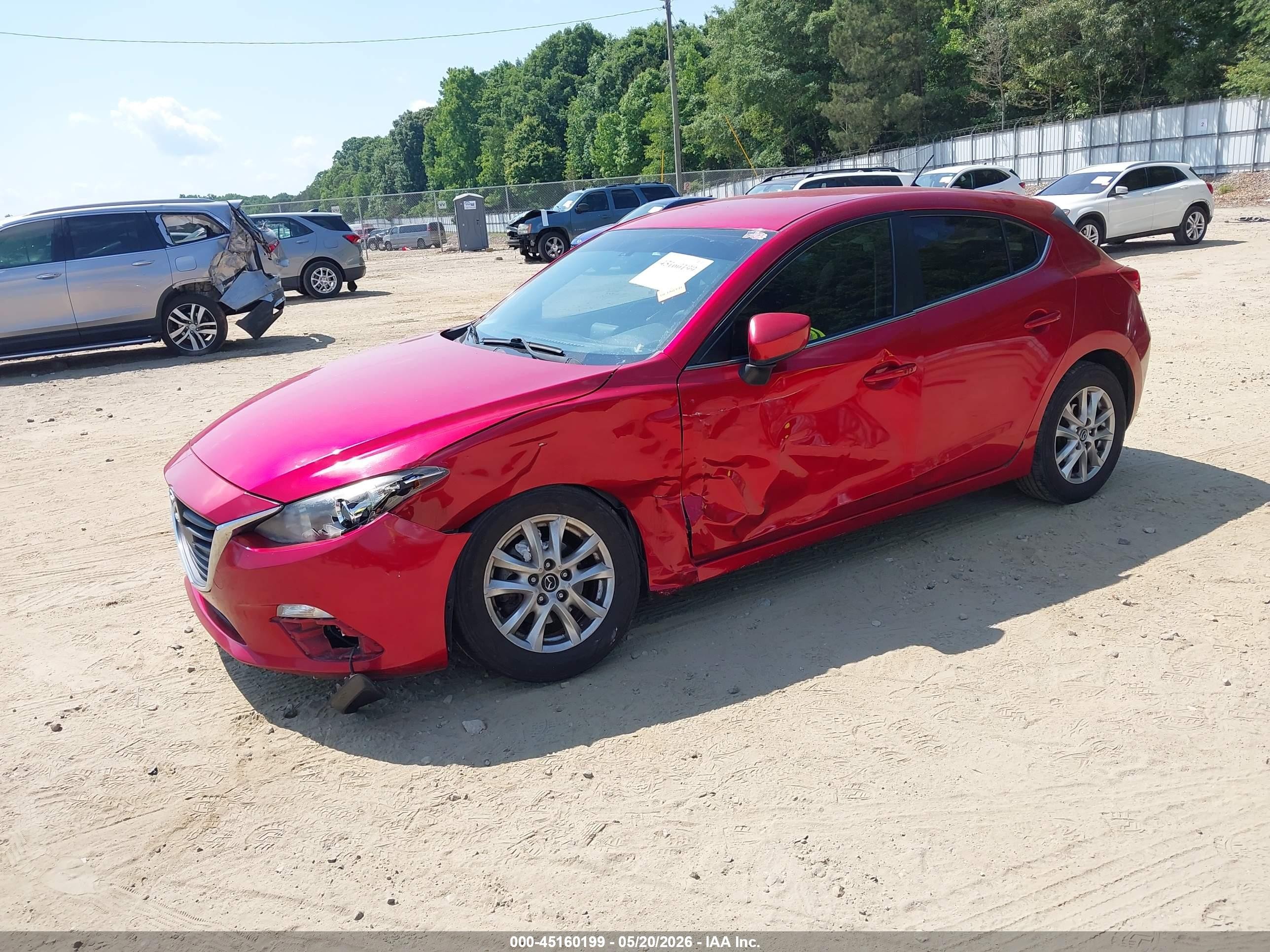 2014 Mazda Mazda3 I Touring Red vin: JM1BM1L70E1205783
