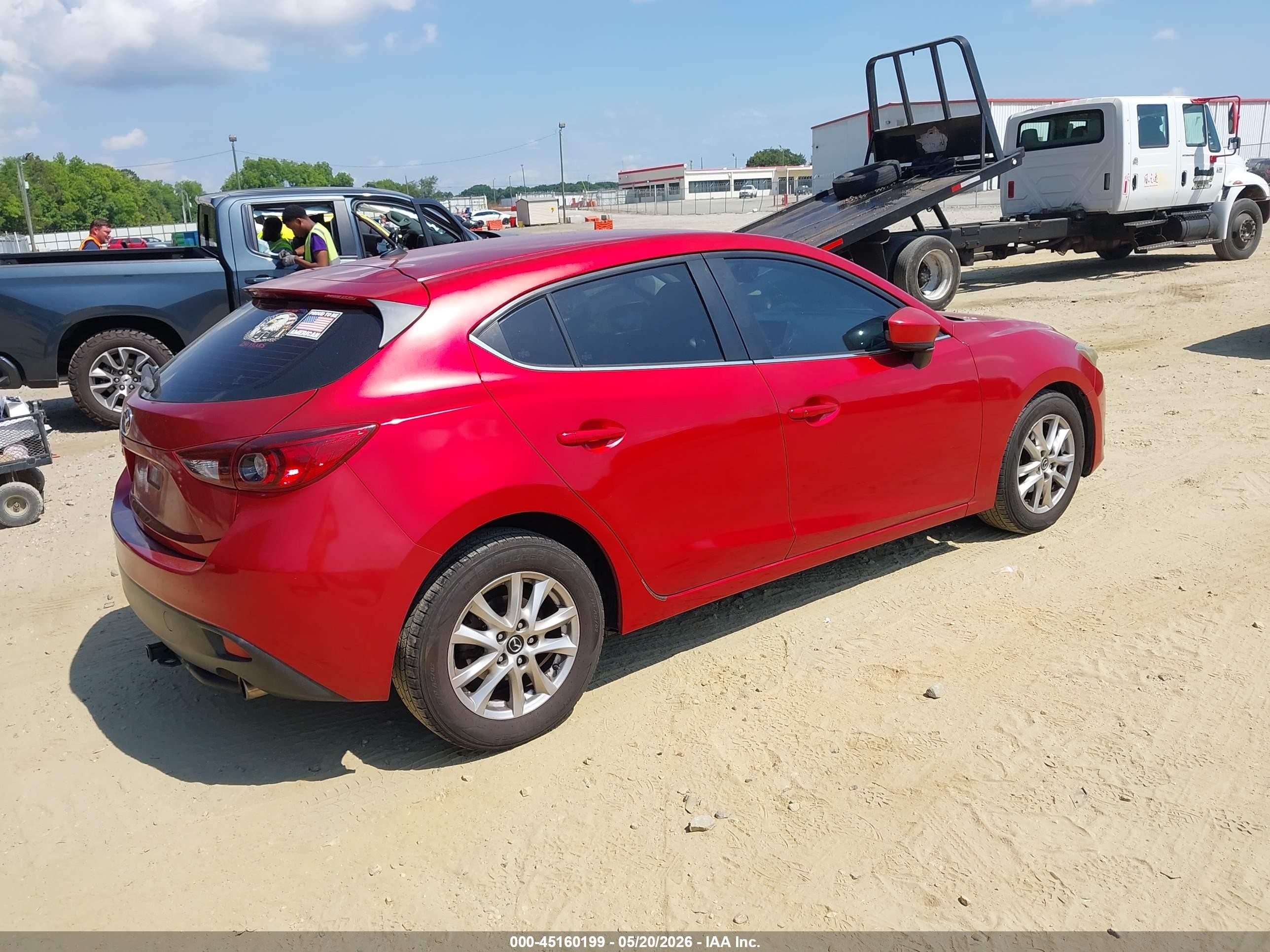2014 Mazda Mazda3 I Touring Red vin: JM1BM1L70E1205783