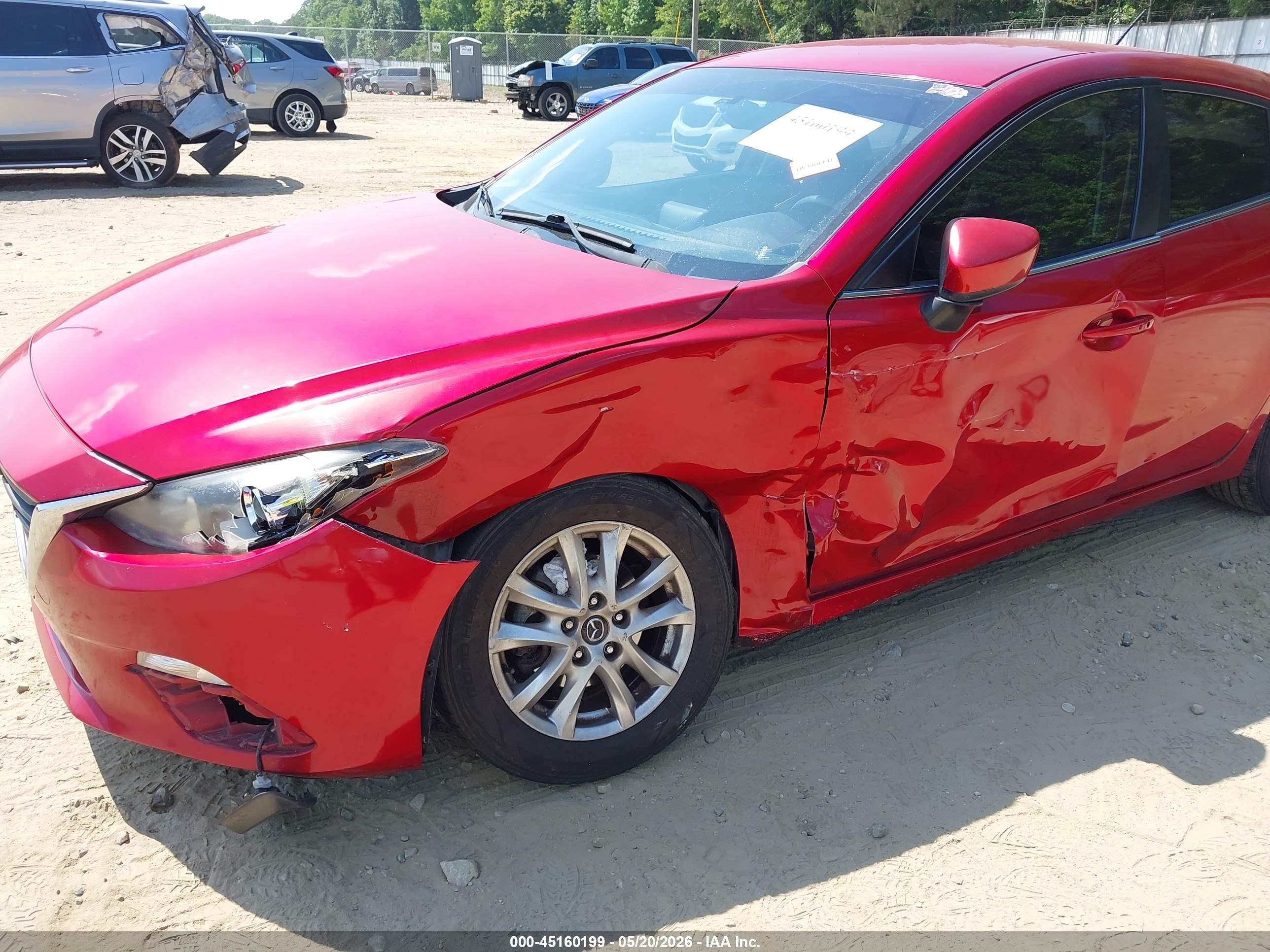 2014 Mazda Mazda3 I Touring Red vin: JM1BM1L70E1205783