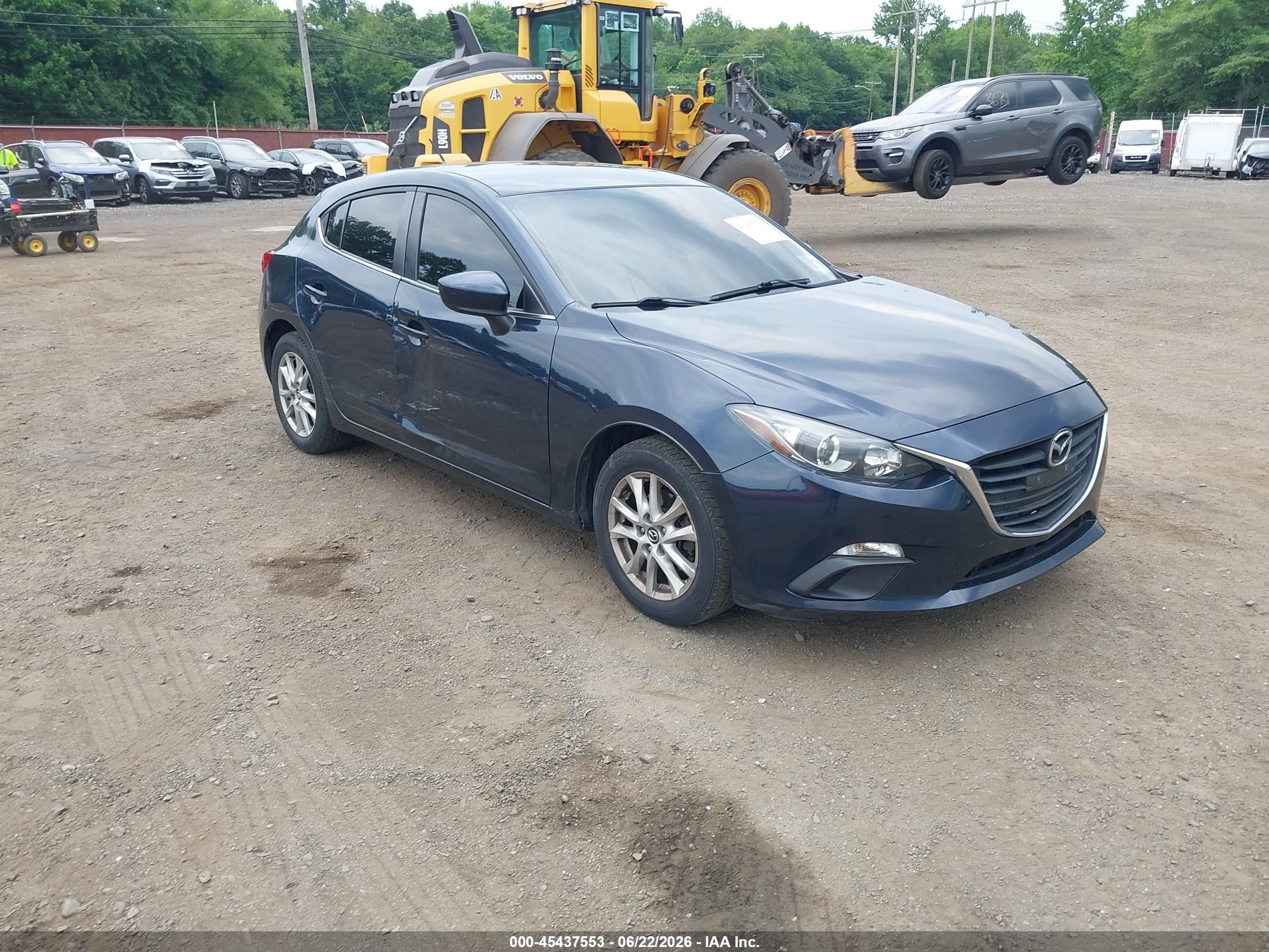 2014 Mazda Mazda3 I Touring Blue vin: JM1BM1L71E1115378