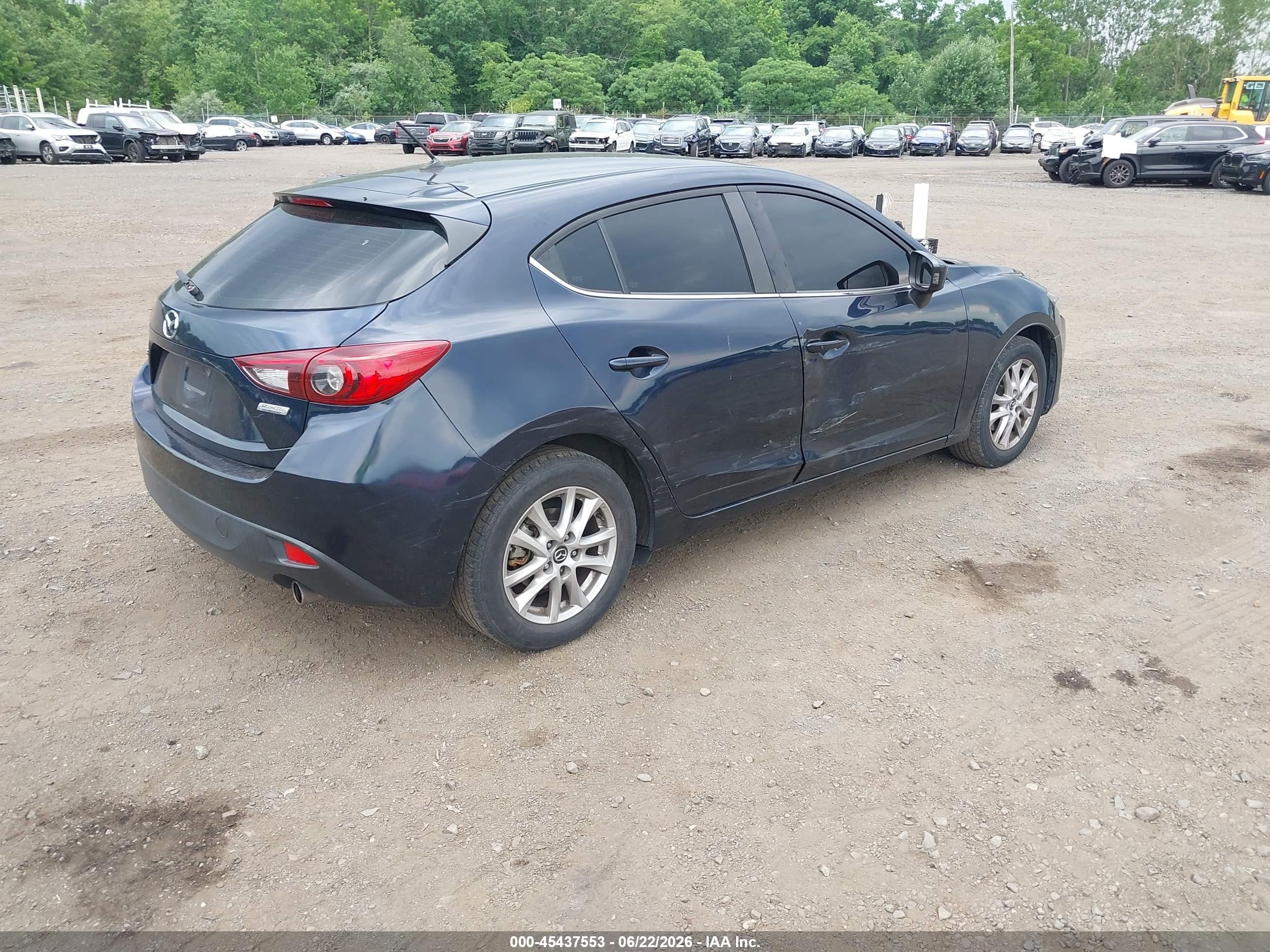 2014 Mazda Mazda3 I Touring Blue vin: JM1BM1L71E1115378