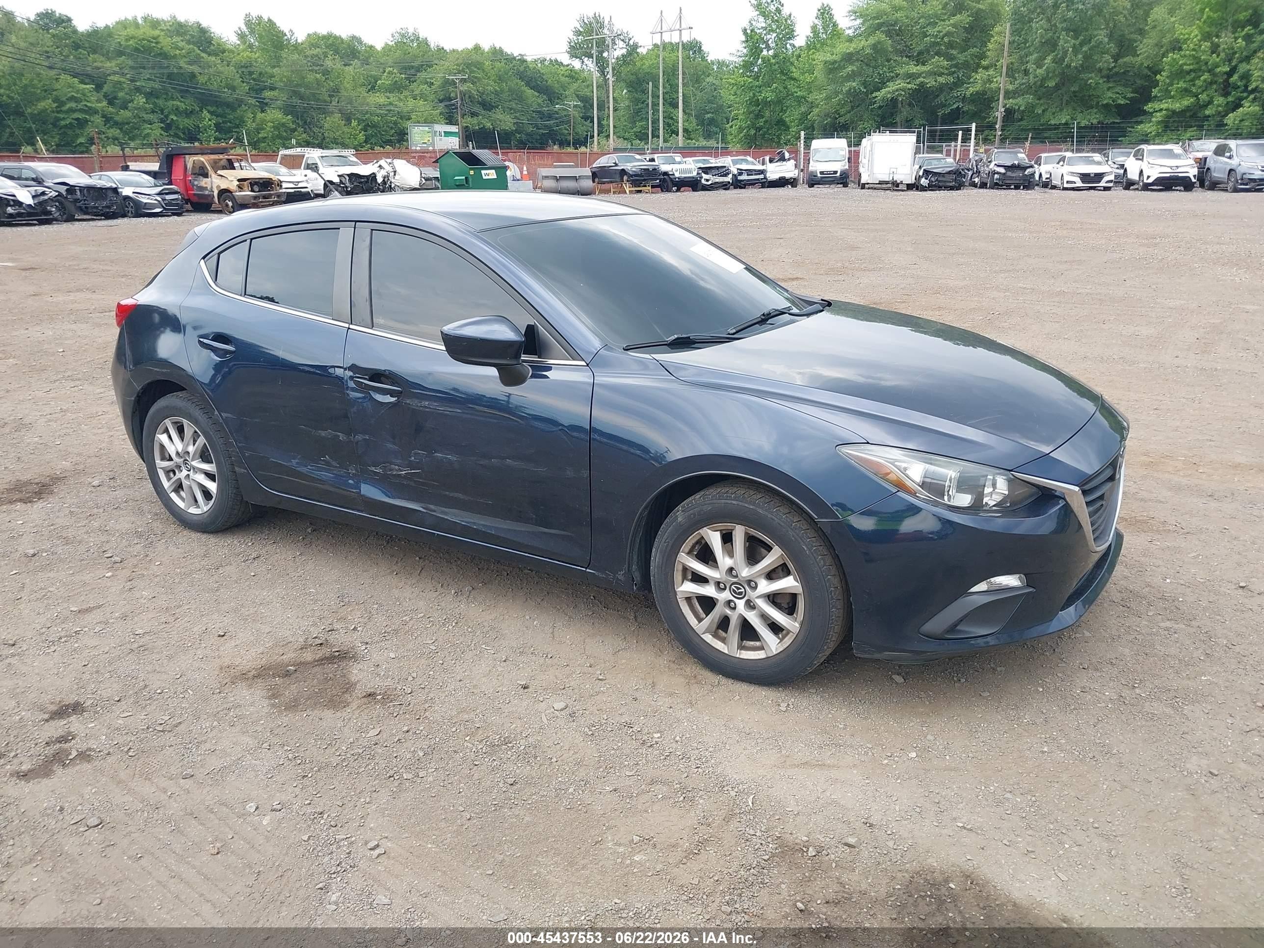 2014 Mazda Mazda3 I Touring Blue vin: JM1BM1L71E1115378