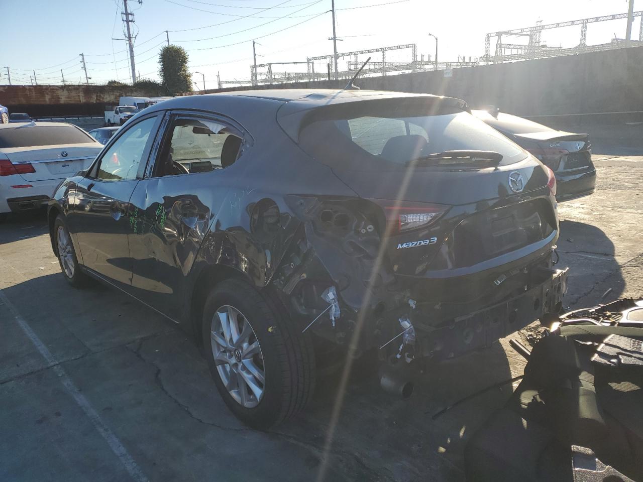 2014 Mazda 3 Touring Blue vin: JM1BM1L72E1161897