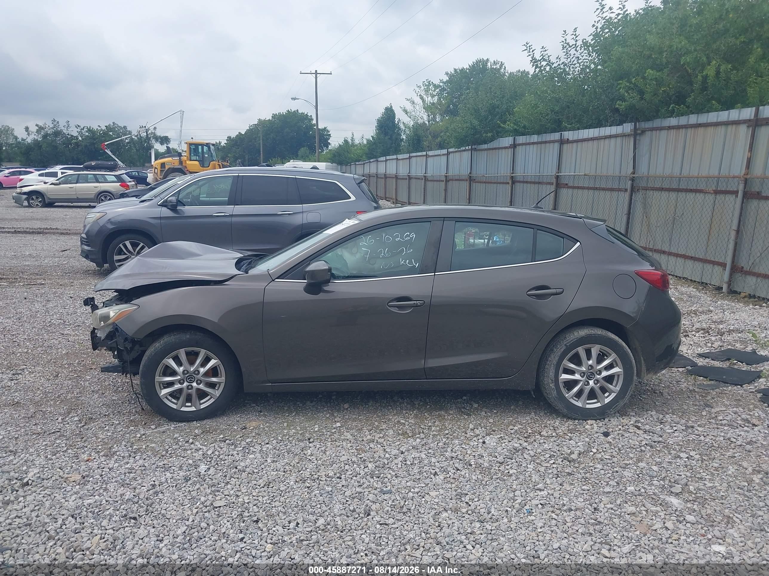 2014 Mazda Mazda3 I Touring Gray vin: JM1BM1L72E1171698