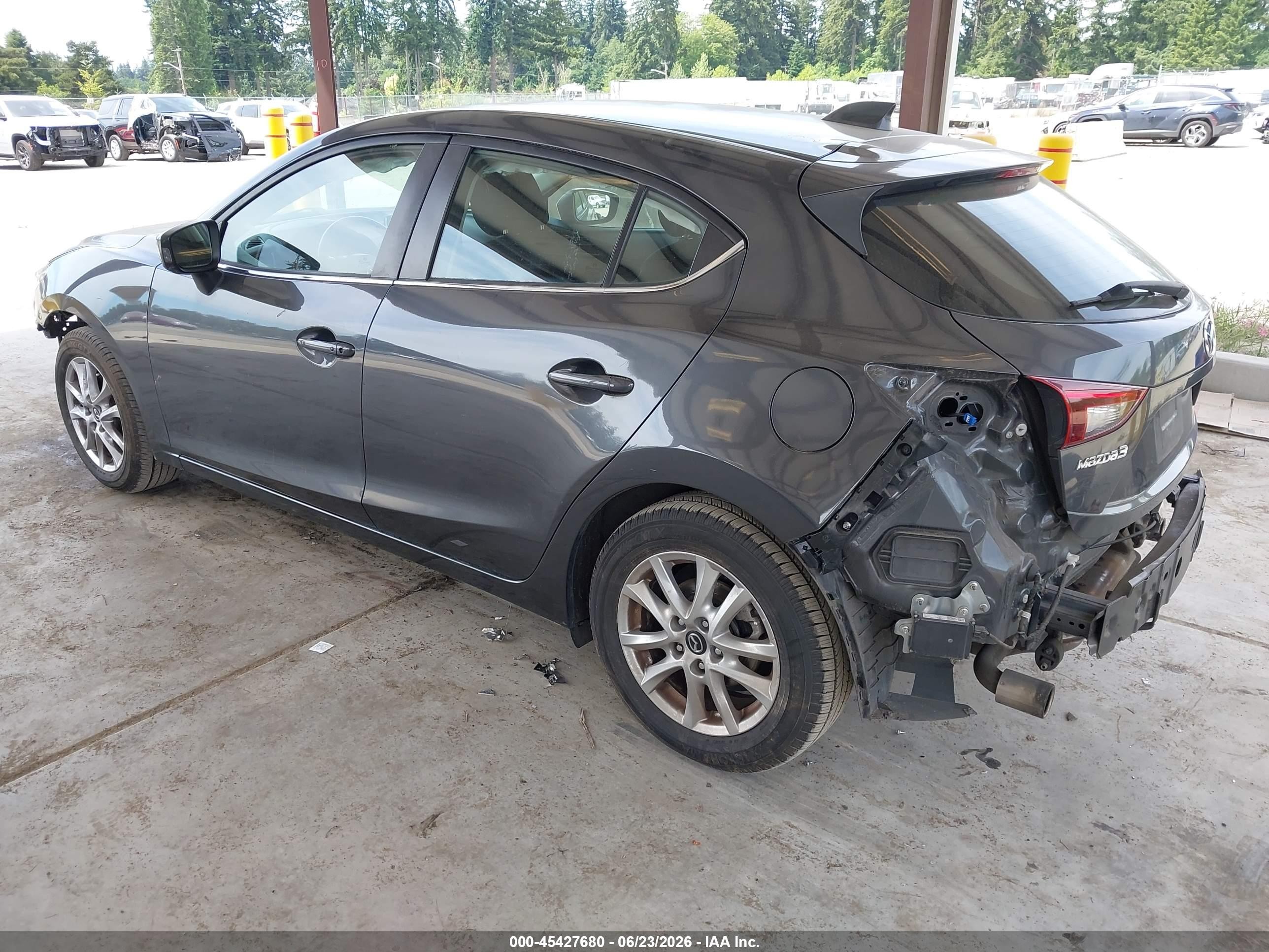 2015 Mazda Mazda3 I Touring Gray vin: JM1BM1L72F1223994
