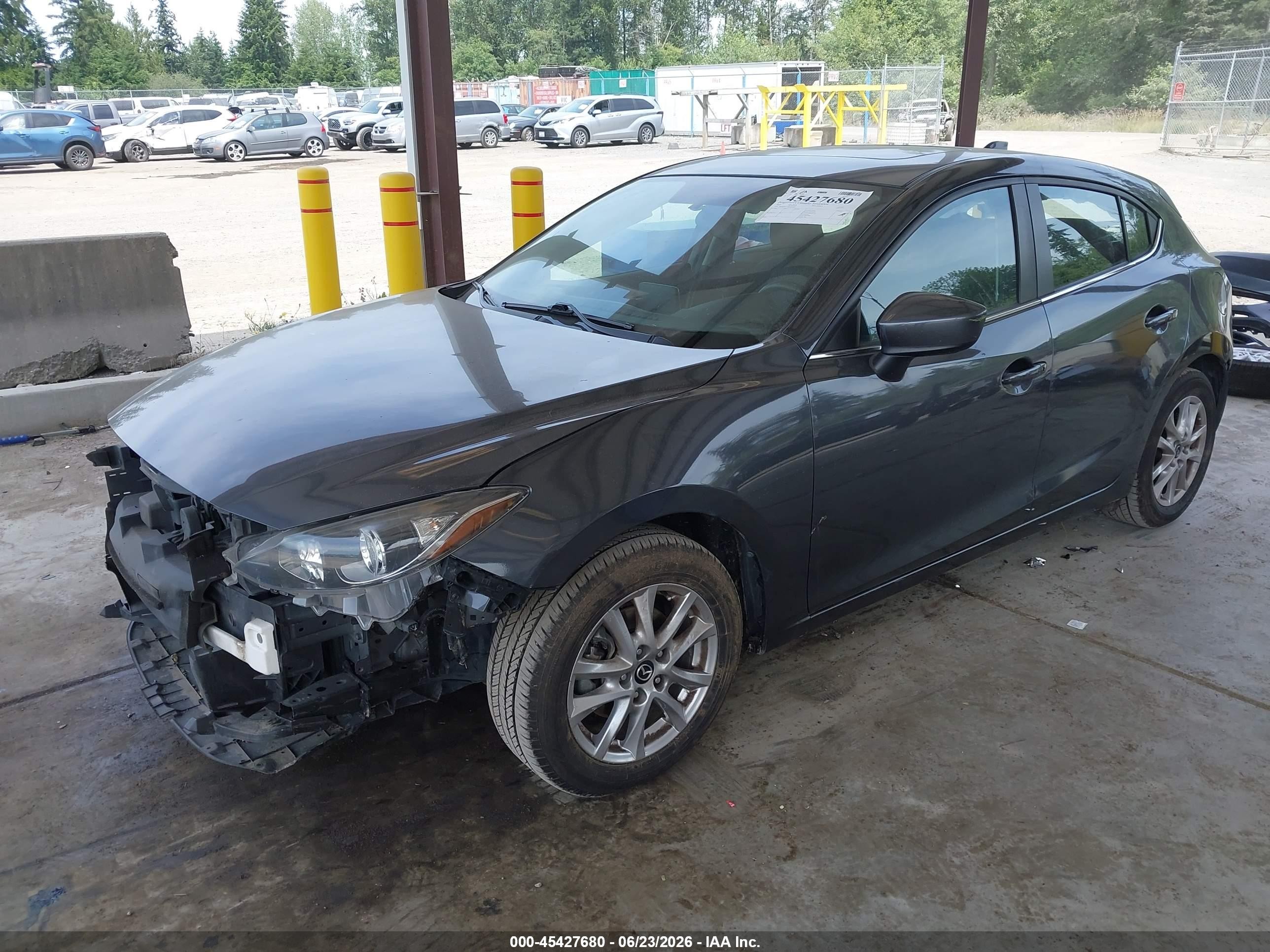 2015 Mazda Mazda3 I Touring Gray vin: JM1BM1L72F1223994