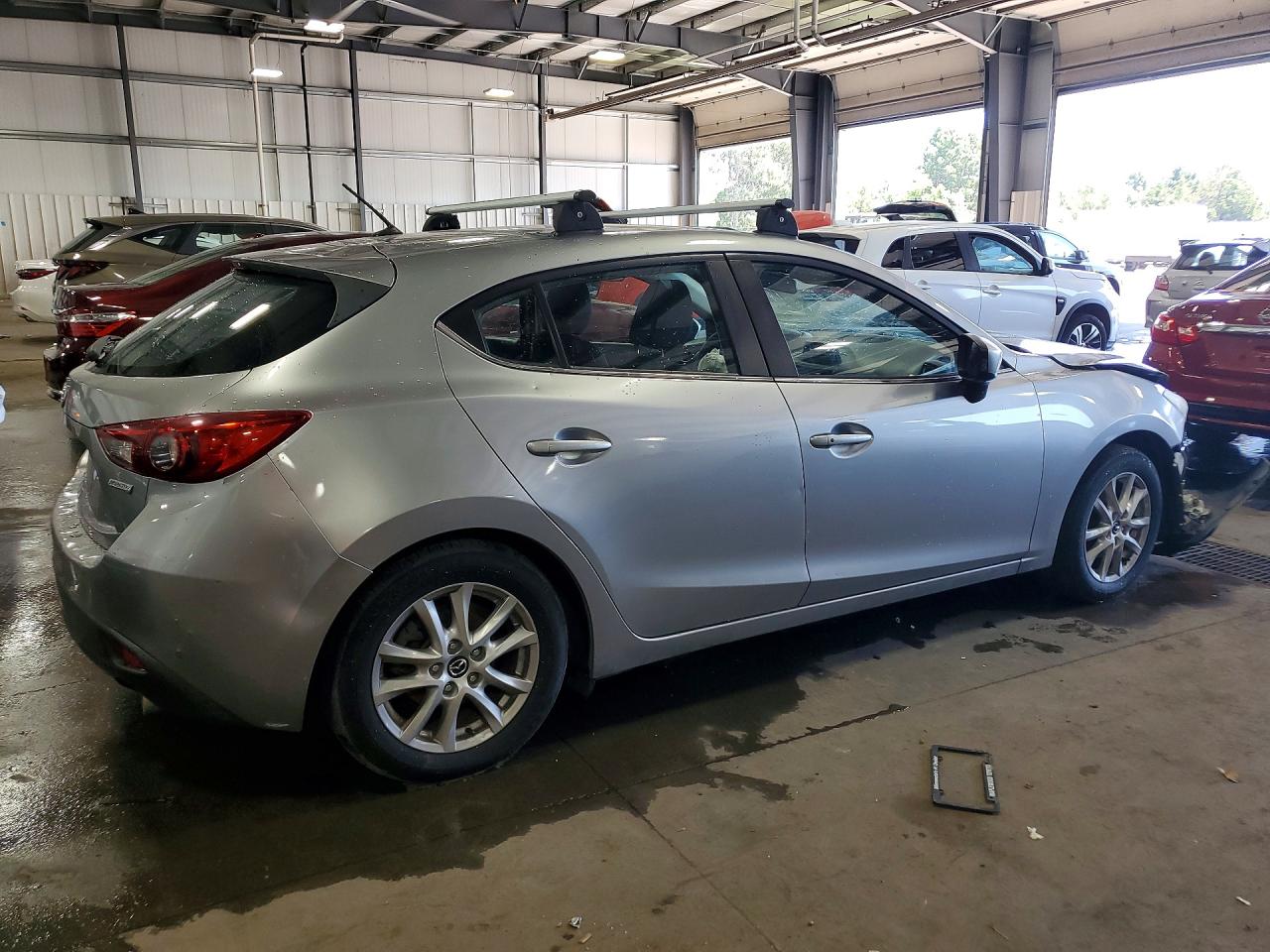 2014 Mazda 3 Touring Silver vin: JM1BM1L73E1101420