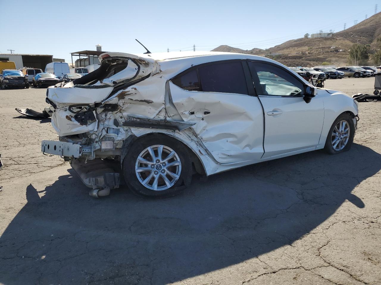 2015 Mazda 3 Touring White vin: JM1BM1L73F1254381