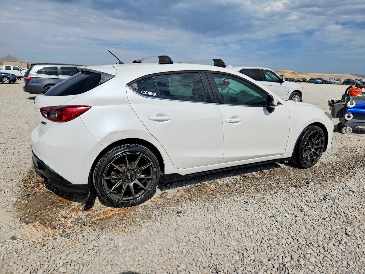 2014 Mazda 3 Touring White vin: JM1BM1L74E1150061