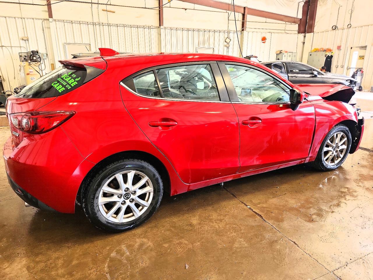 2014 Mazda 3 Touring Темно-бордовый vin: JM1BM1L74E1170066