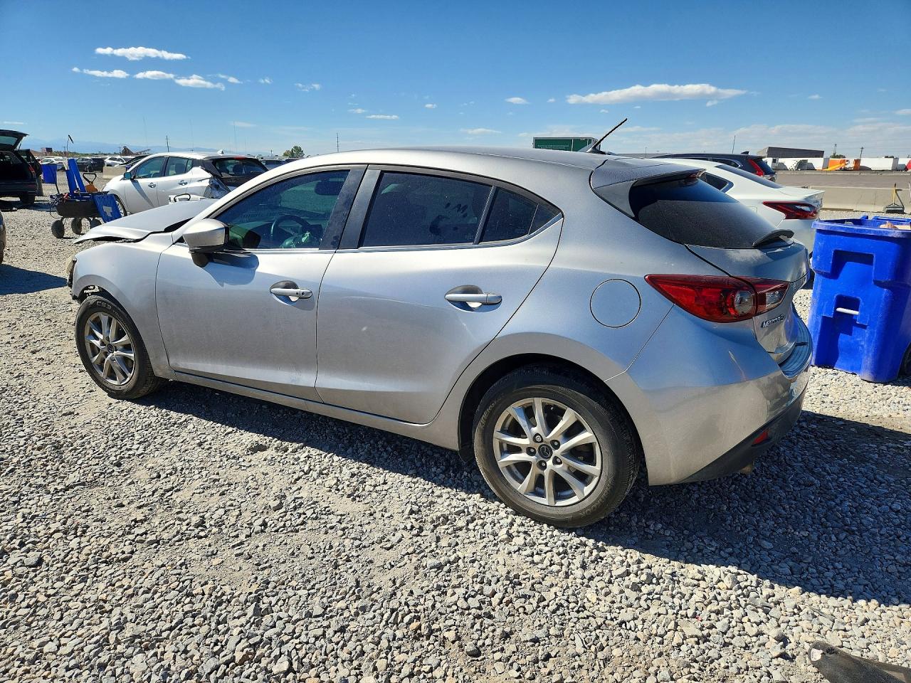 2014 Mazd 3 Silver vin: JM1BM1L74E1180354