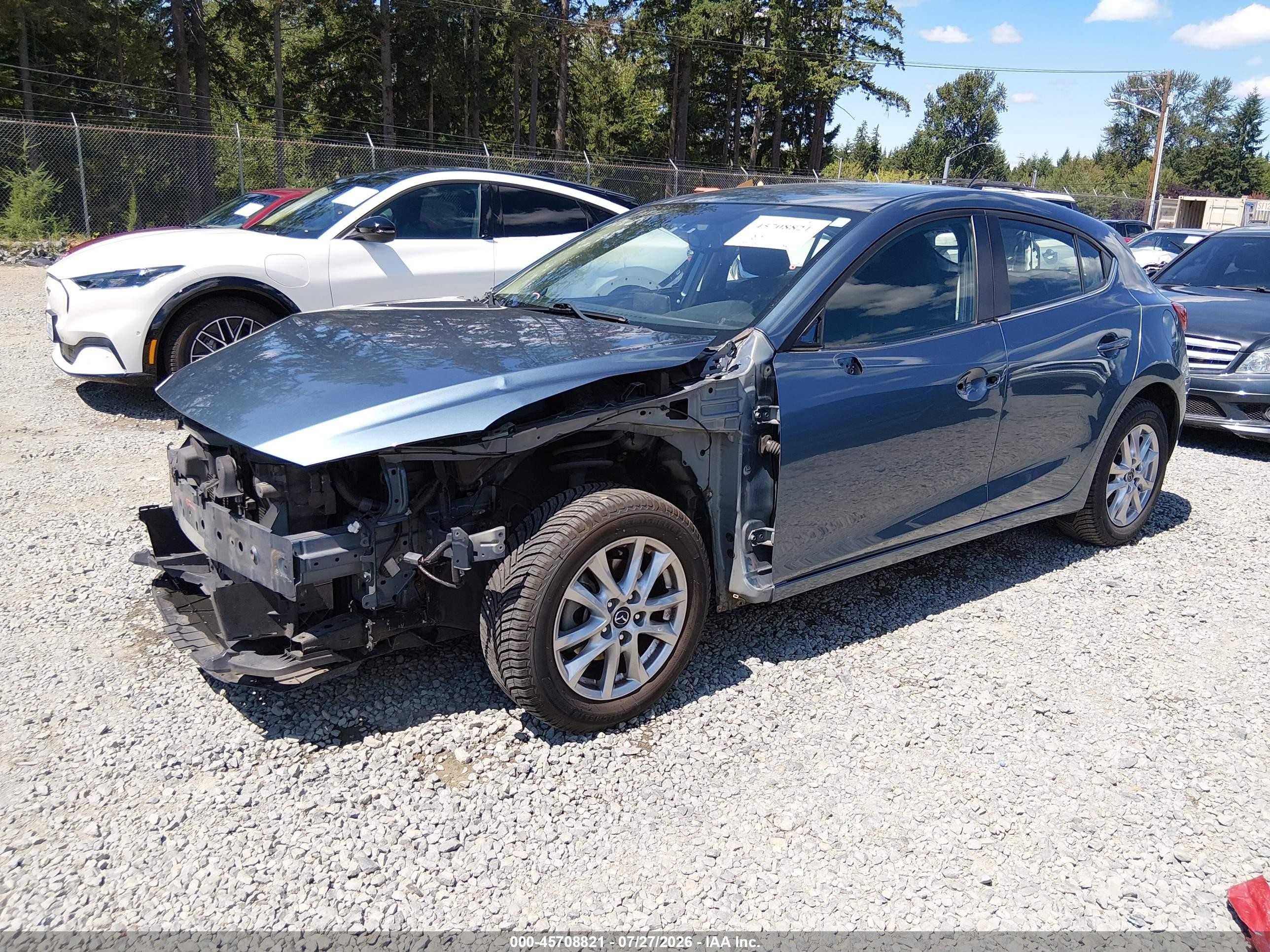 2015 Mazda Mazda3 I Touring Blue vin: JM1BM1L74F1228971