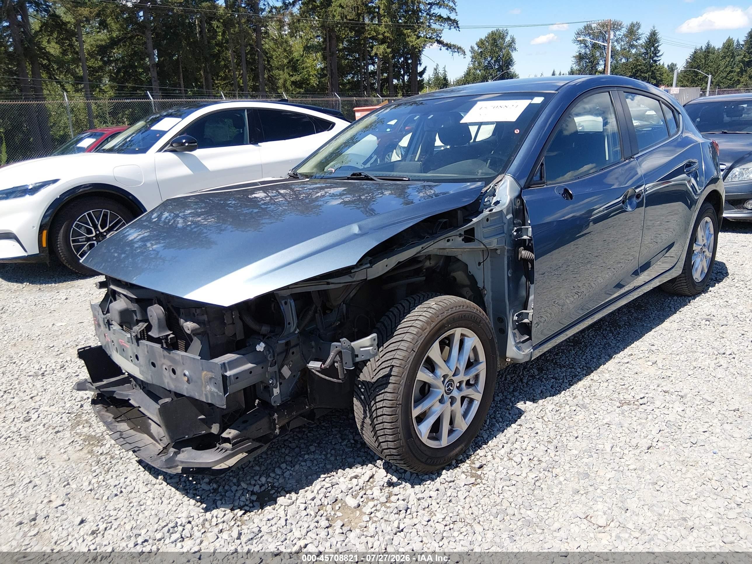 2015 Mazda Mazda3 I Touring Blue vin: JM1BM1L74F1228971