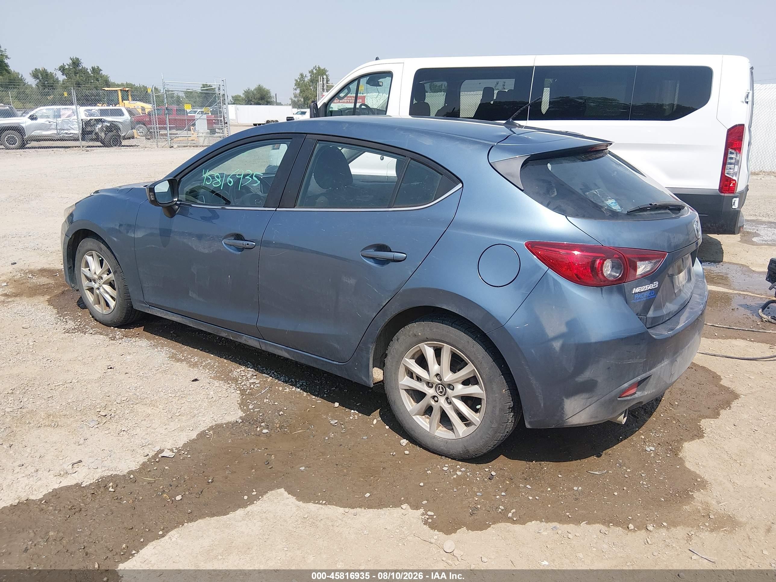 2015 Mazda Mazda3 I Touring Blue vin: JM1BM1L74F1270914