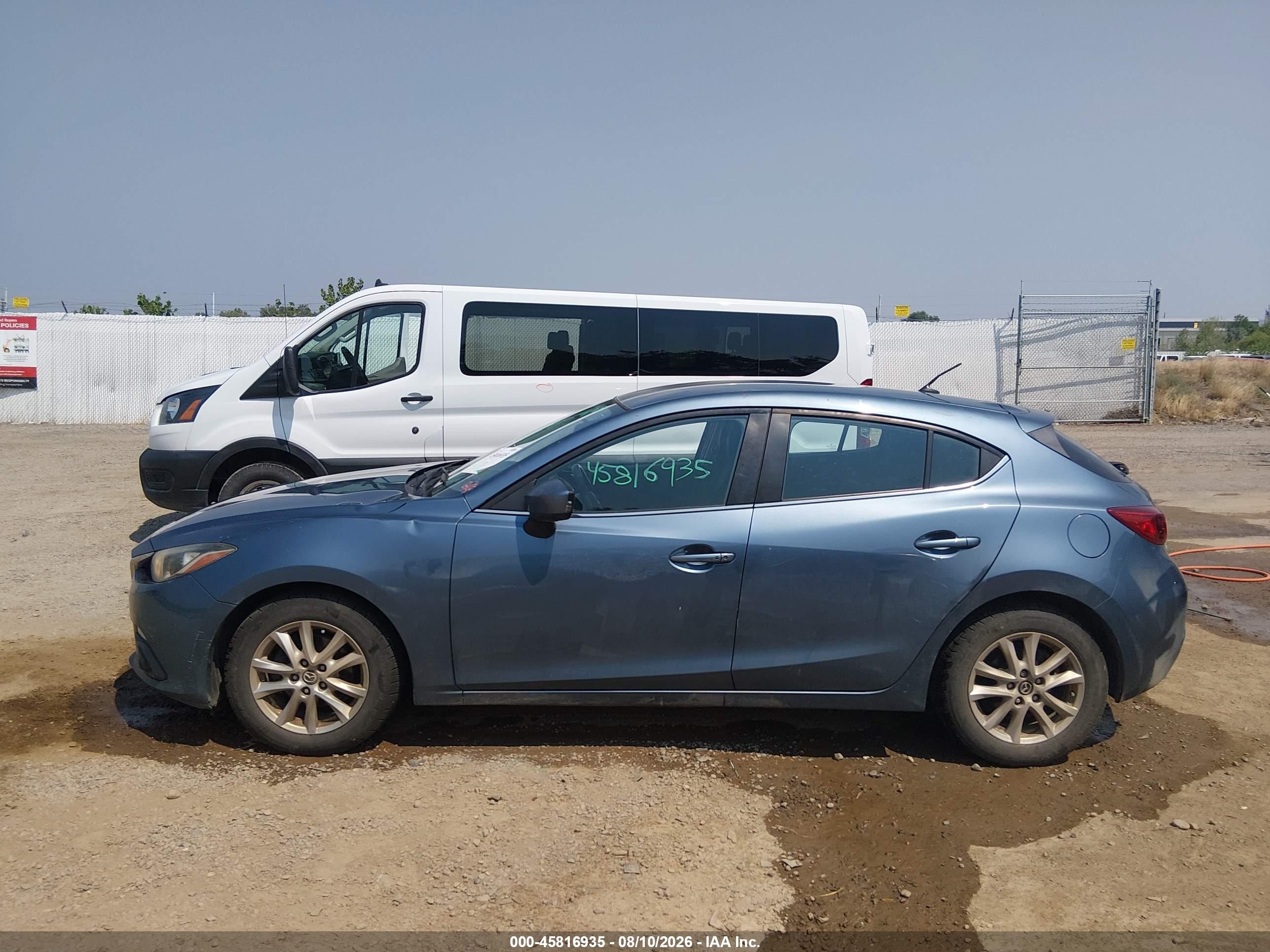 2015 Mazda Mazda3 I Touring Blue vin: JM1BM1L74F1270914