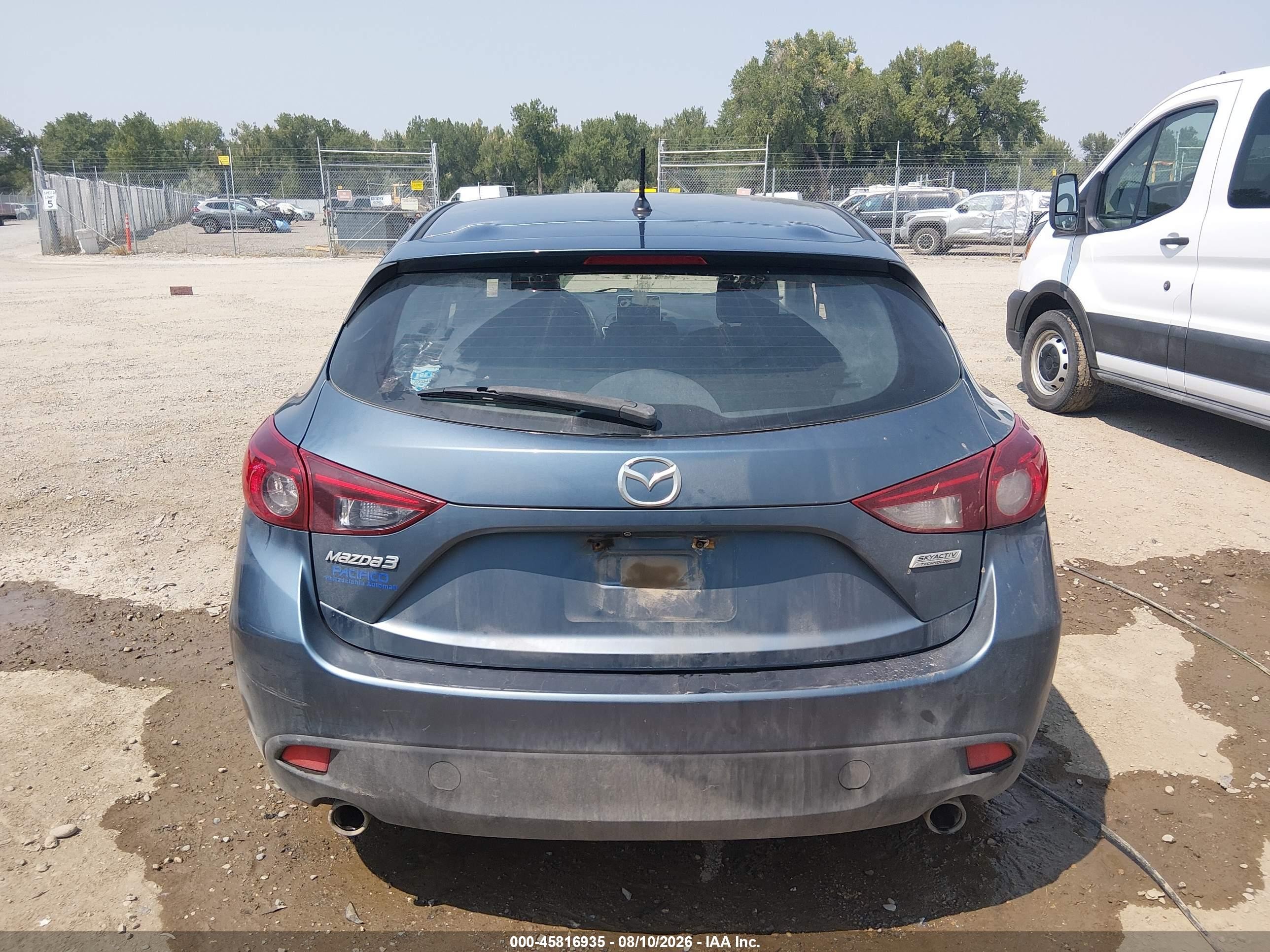 2015 Mazda Mazda3 I Touring Blue vin: JM1BM1L74F1270914