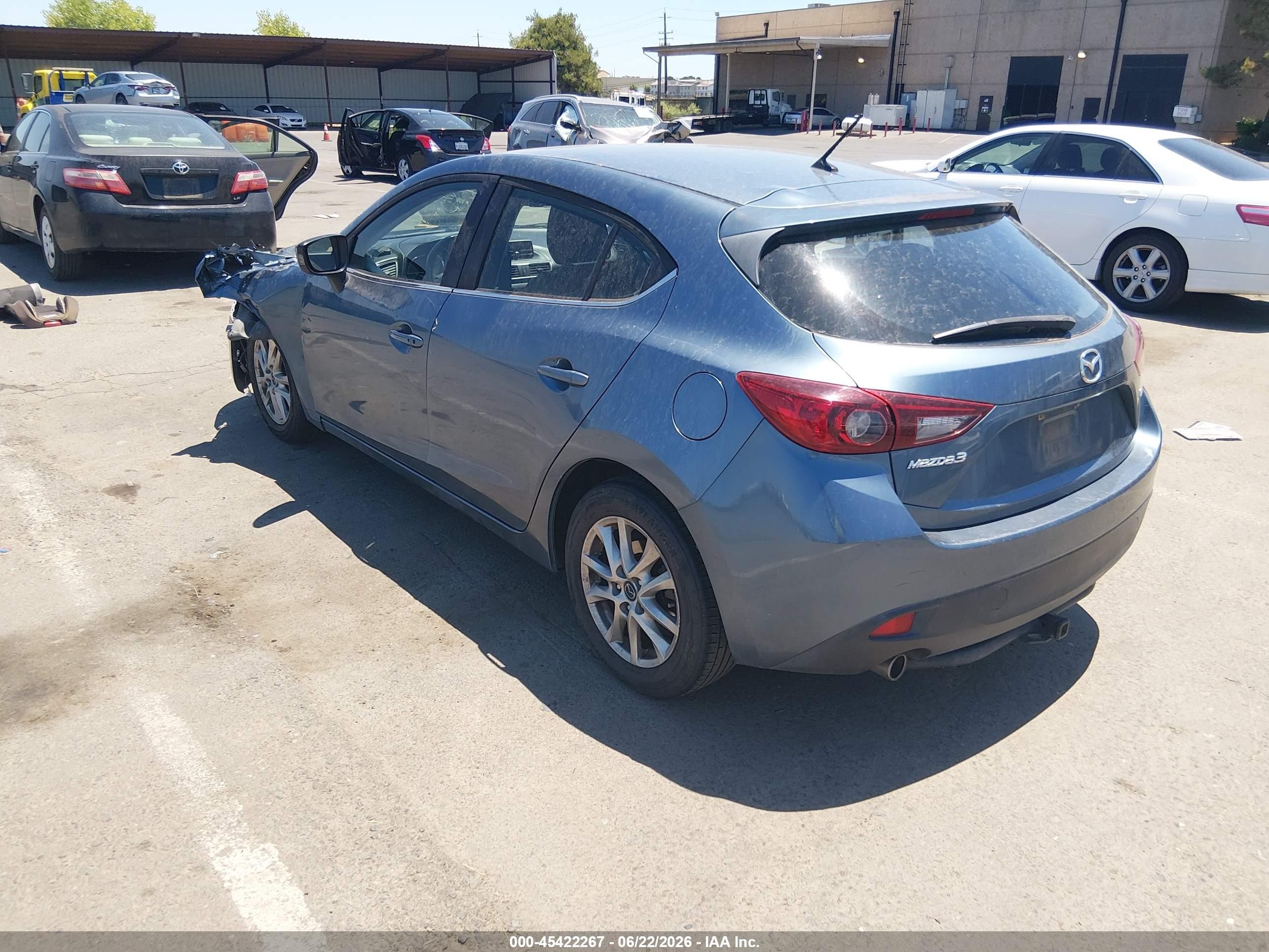 2014 Mazda Mazda3 I Touring Blue vin: JM1BM1L75E1118476