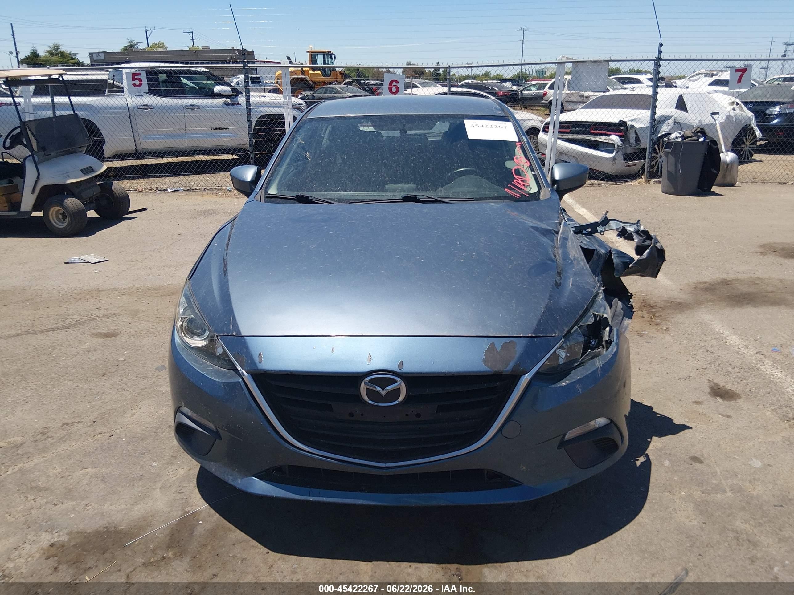 2014 Mazda Mazda3 I Touring Blue vin: JM1BM1L75E1118476