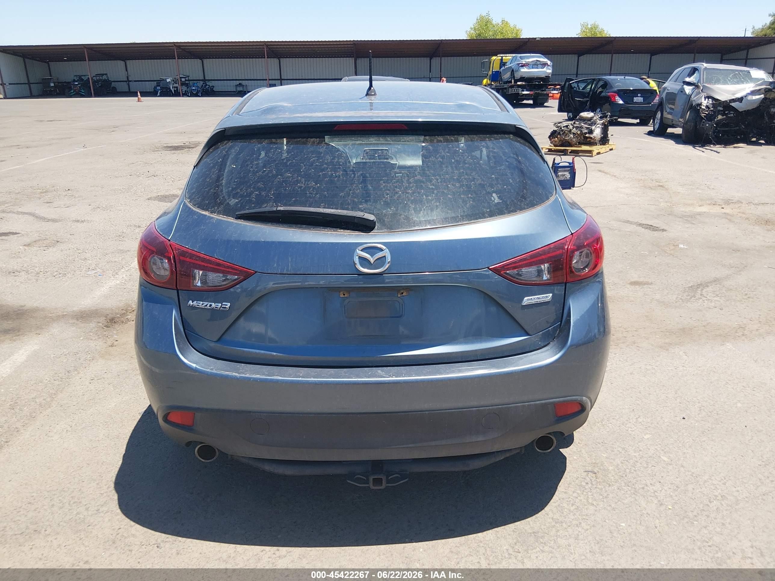 2014 Mazda Mazda3 I Touring Blue vin: JM1BM1L75E1118476