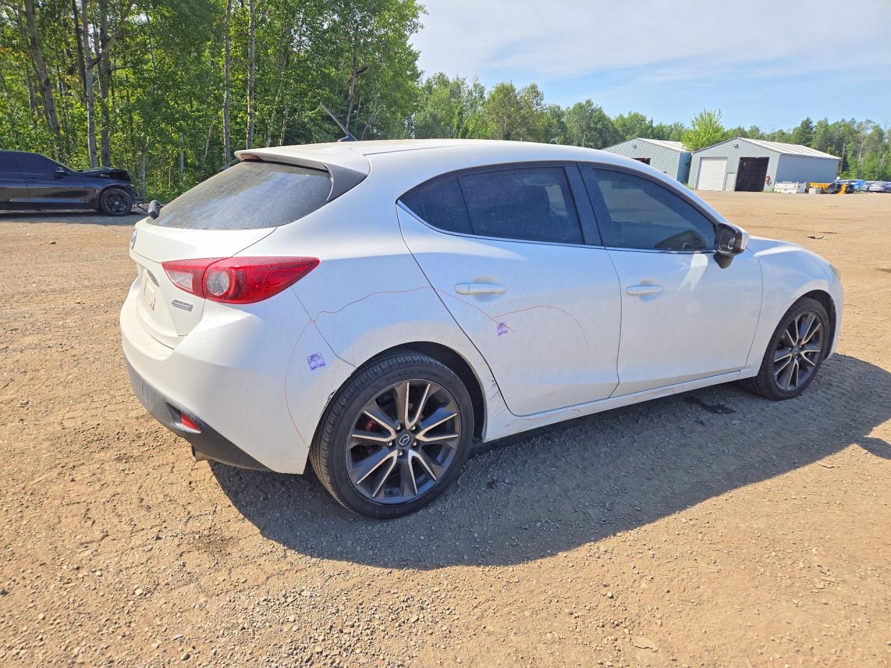2014 Mazda 3 Touring White vin: JM1BM1L75E1135584